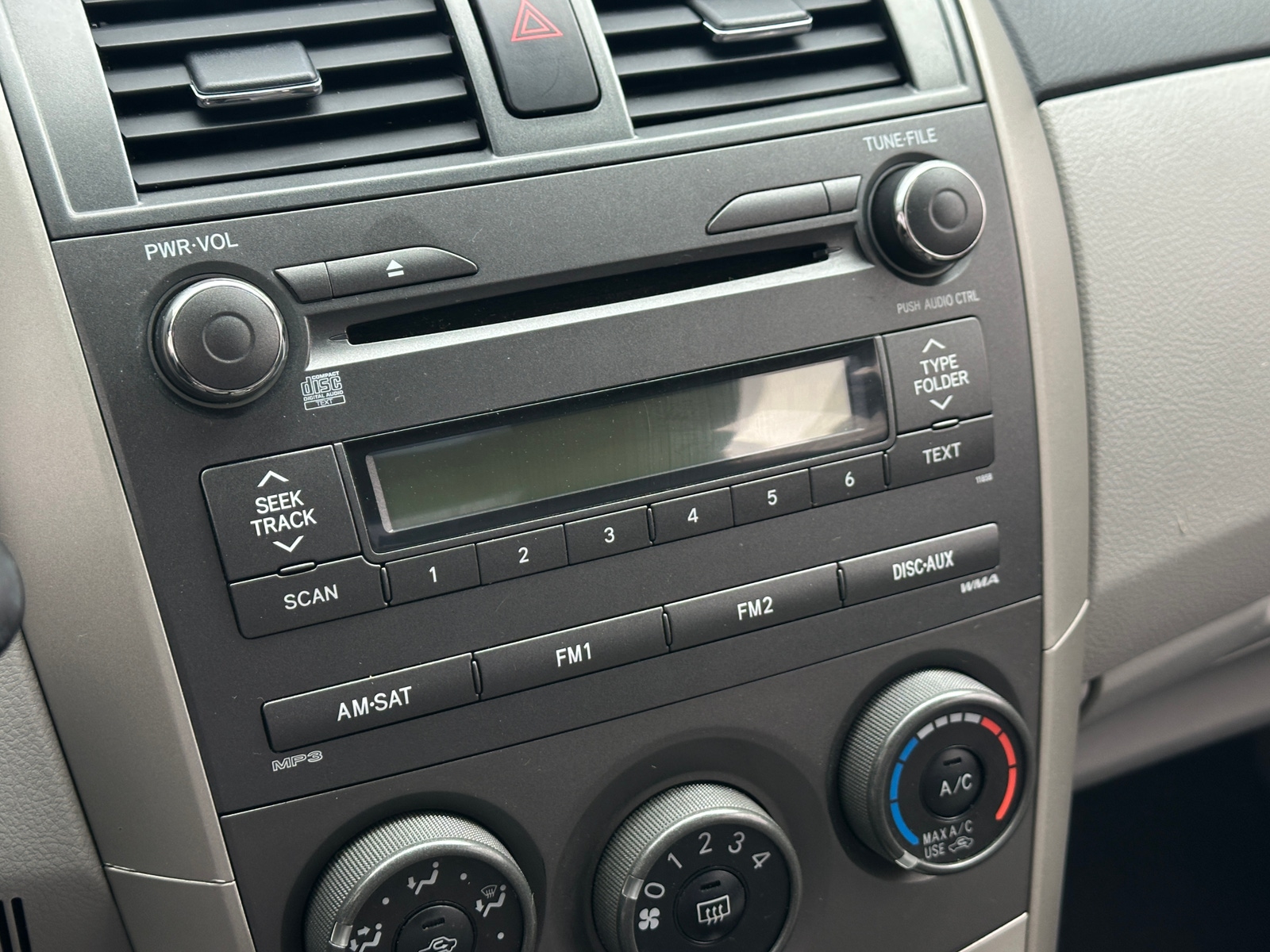 Thumbnail: 2011 Toyota Corolla - 4