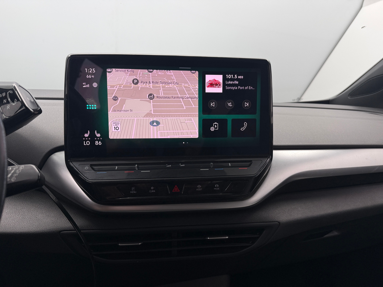 Thumbnail: 2021 Volkswagen ID.4 - 3