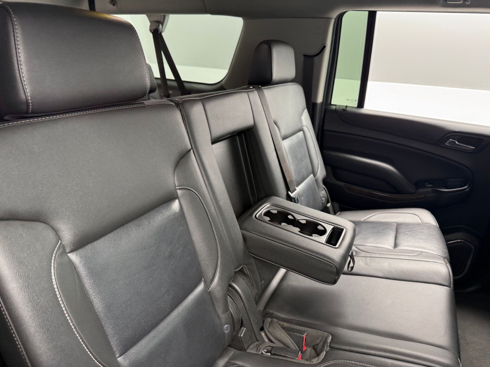 Thumbnail: 2019 Chevrolet Suburban - 5