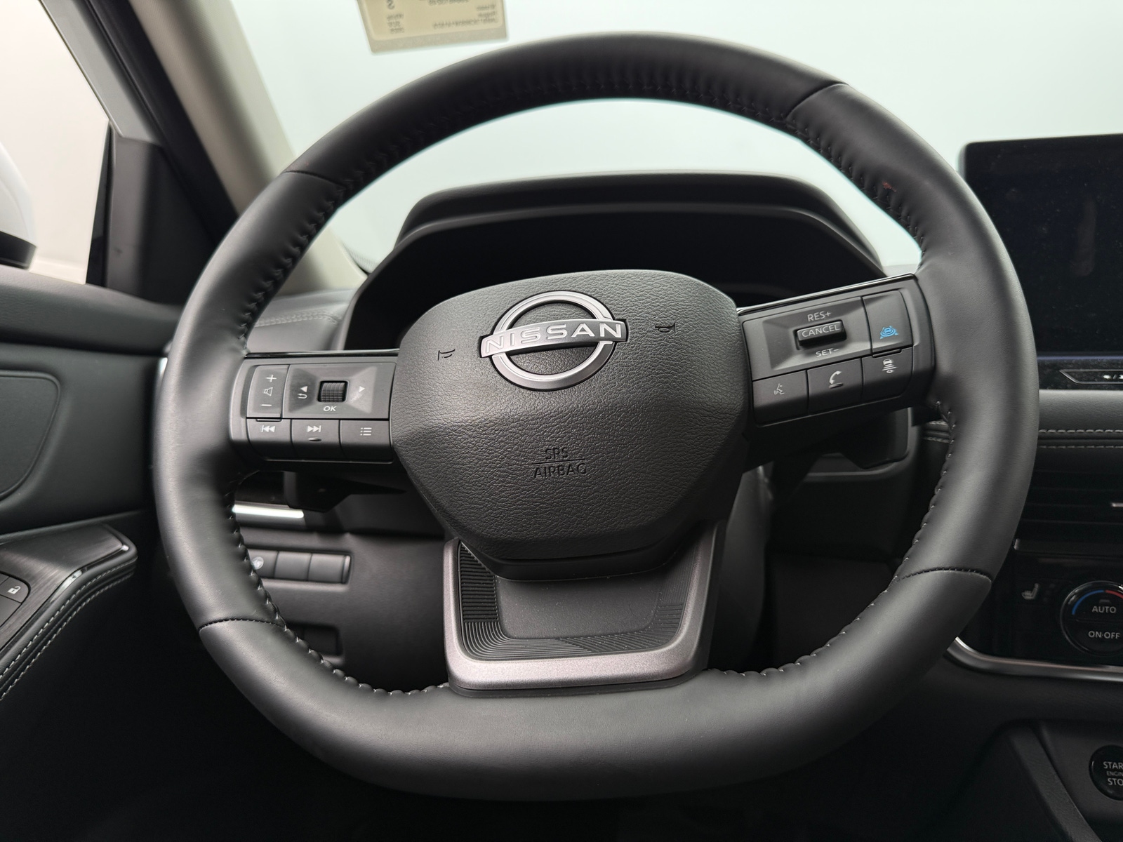 Thumbnail: 2025 Nissan Rogue - 4