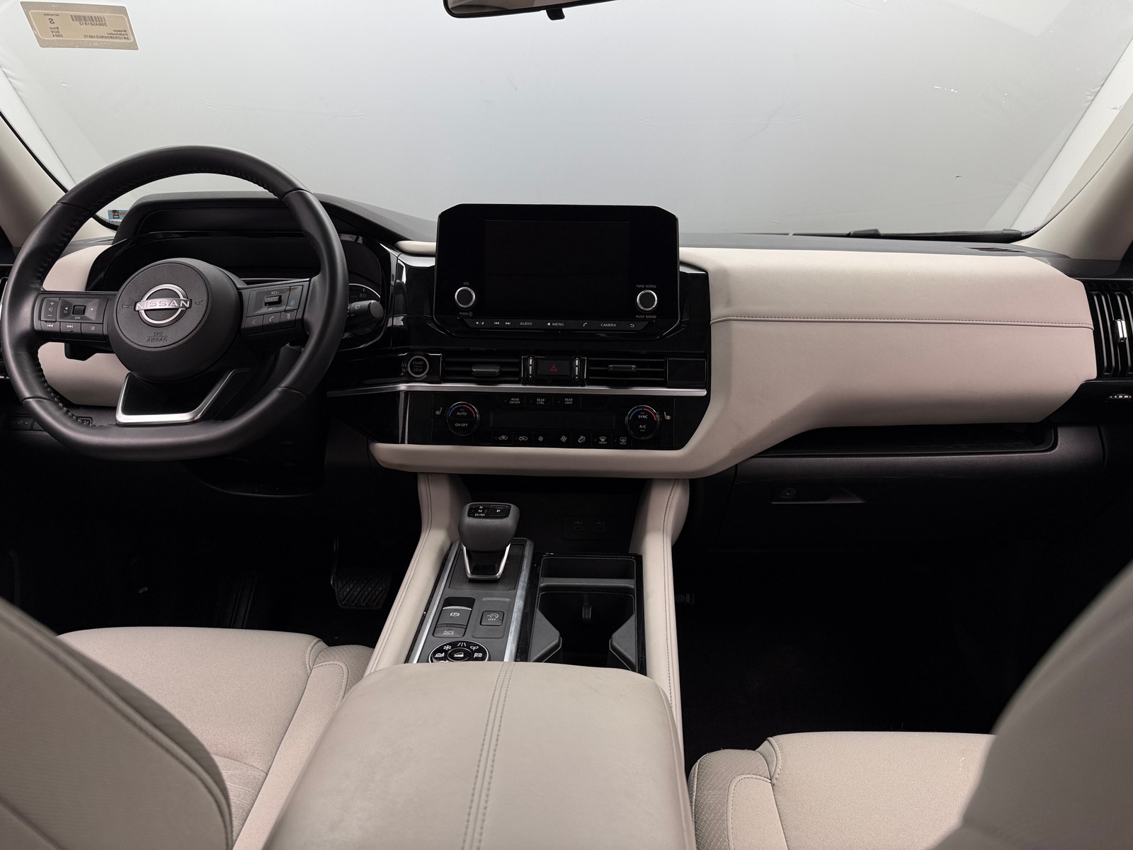 Thumbnail: 2024 Nissan Pathfinder - 3