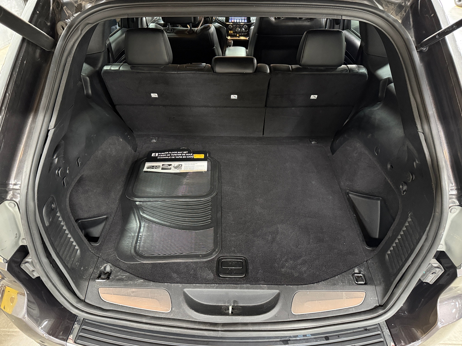 Thumbnail: 2019 Jeep Grand Cherokee - 6