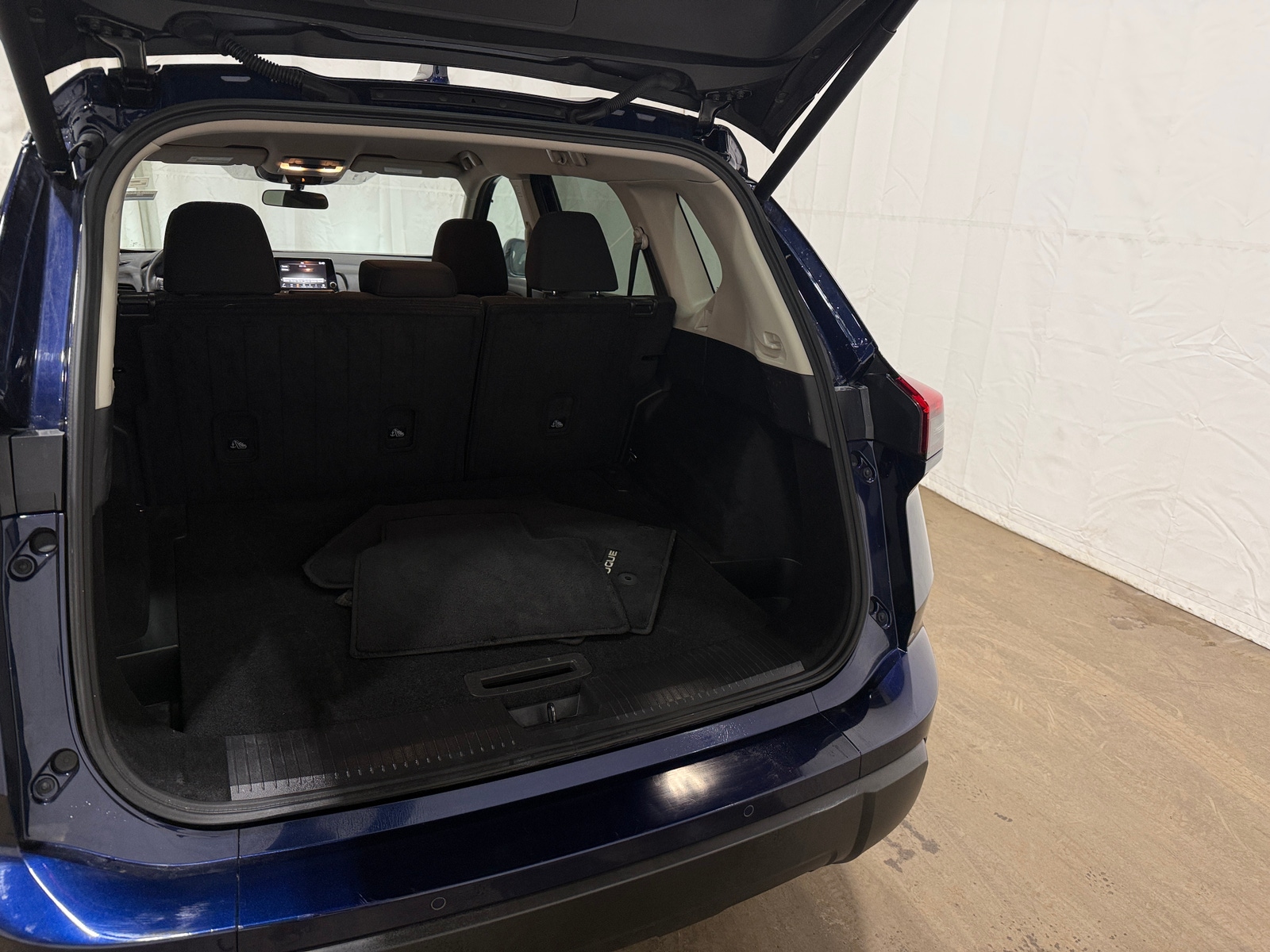 Thumbnail: 2025 Nissan Rogue - 7