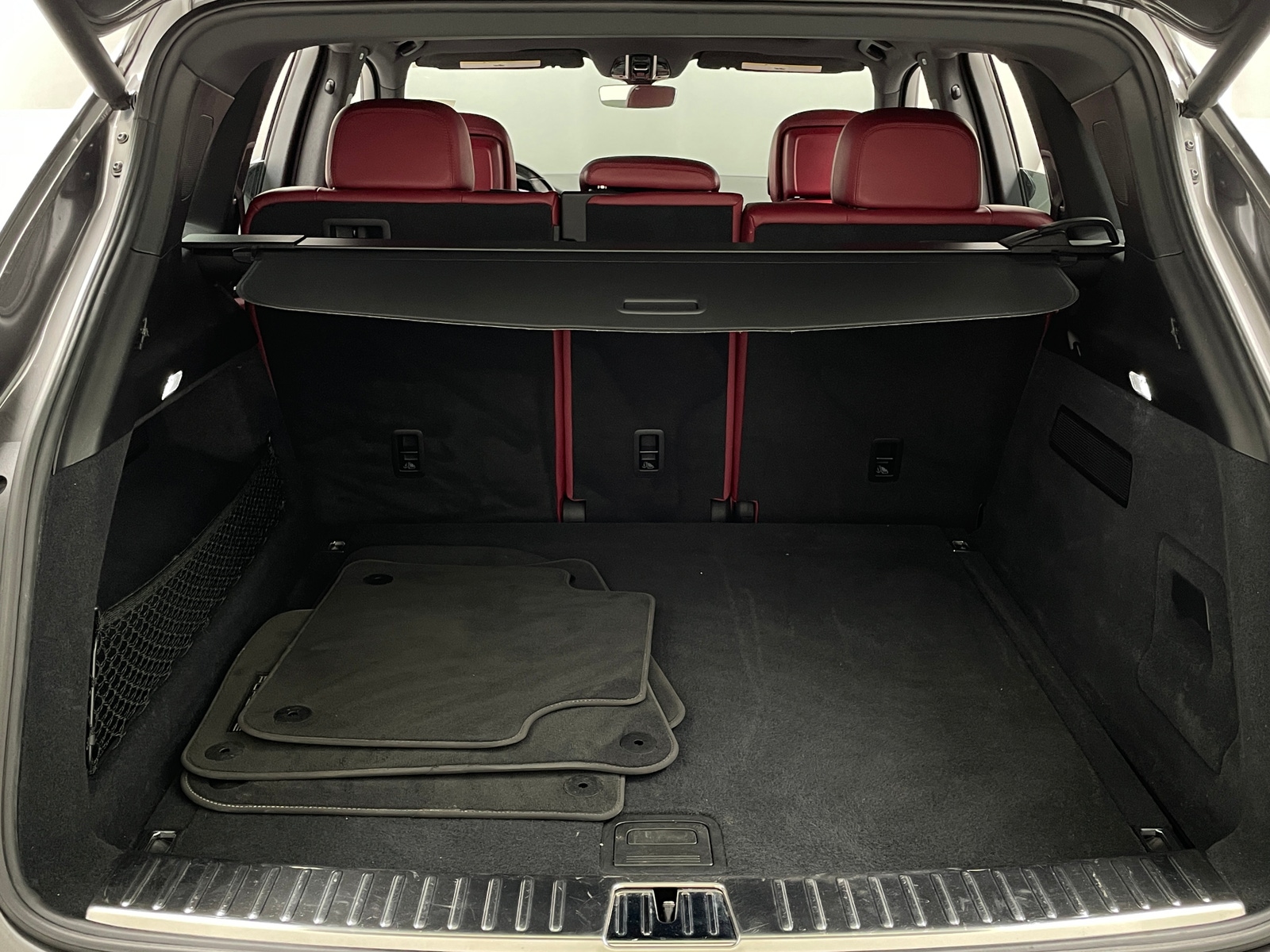 Thumbnail: 2019 Porsche Cayenne - 7