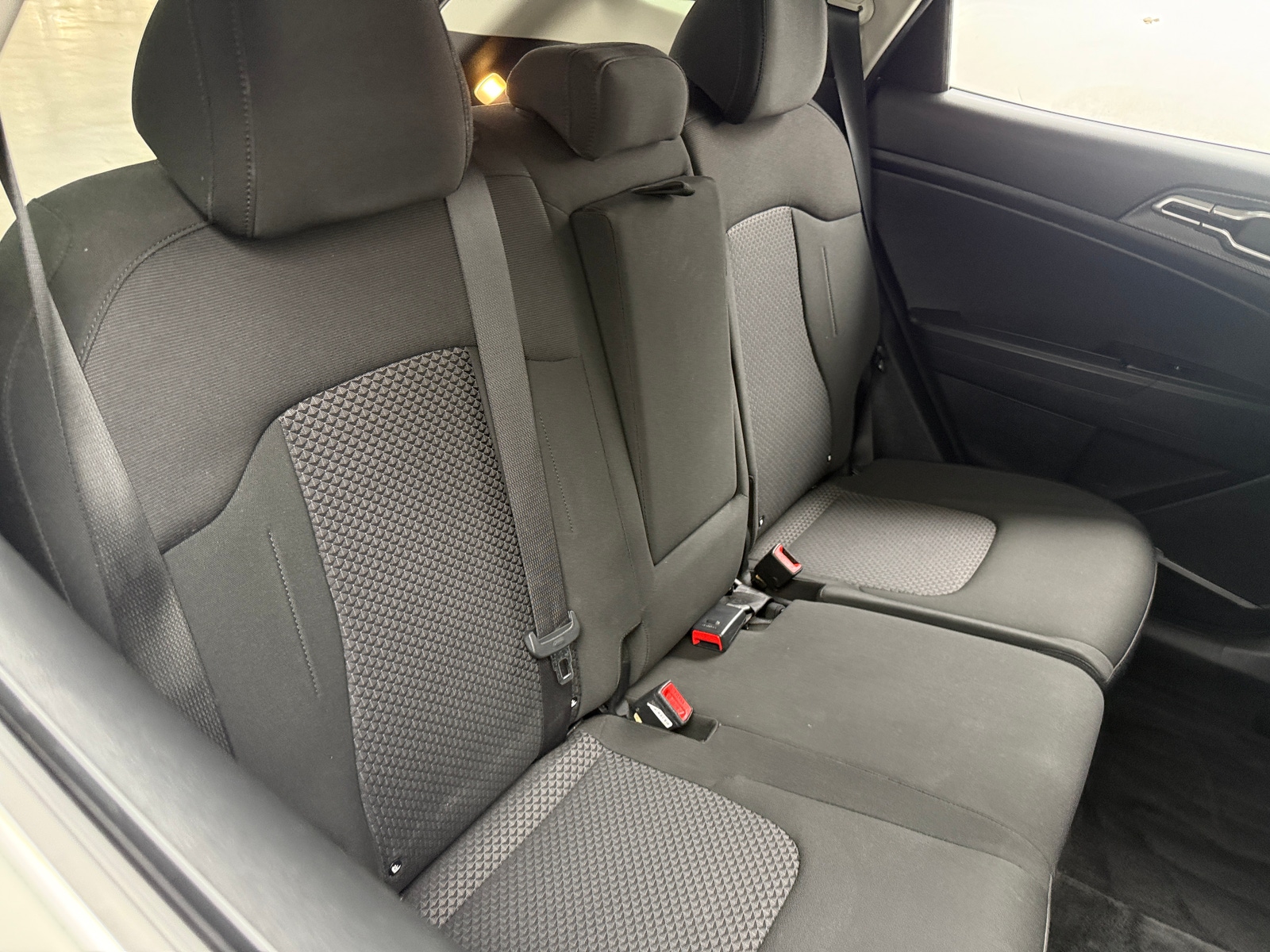 Thumbnail: 2023 Kia Sportage - 6