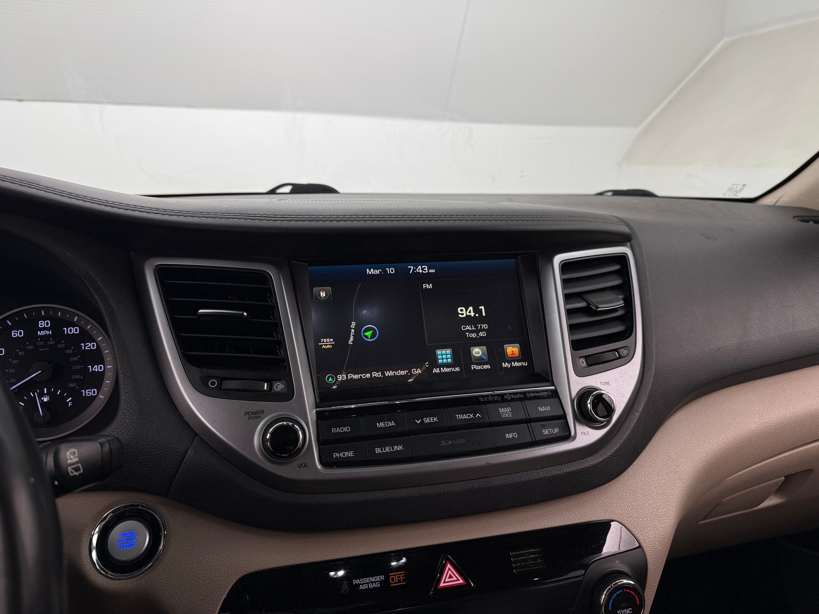 Thumbnail: 2017 Hyundai Tucson - 3