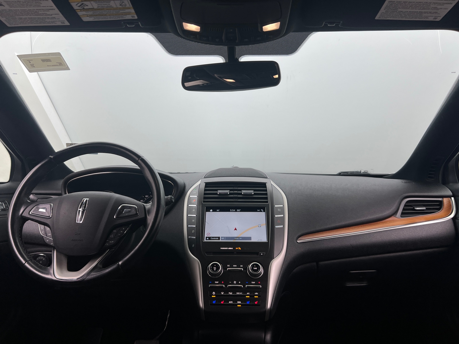Thumbnail: 2017 Lincoln MKC - 2