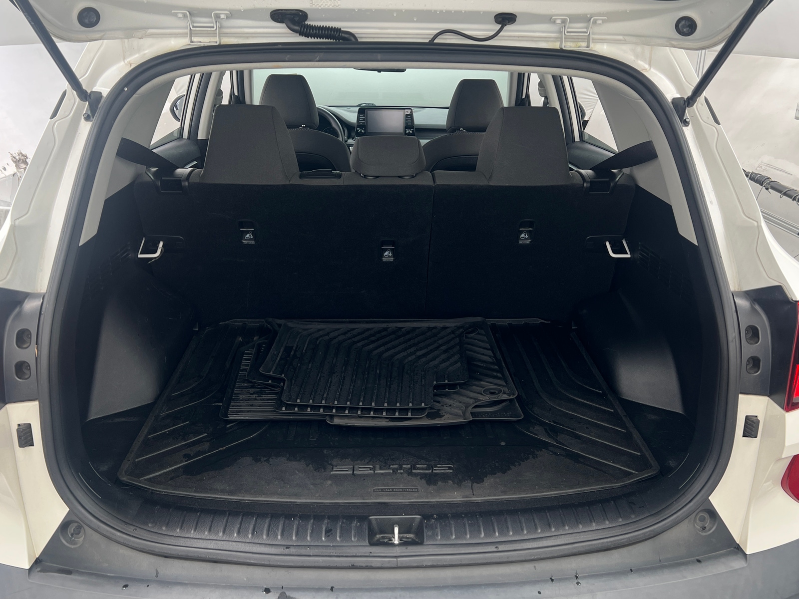 Thumbnail: 2022 Kia Seltos - 7