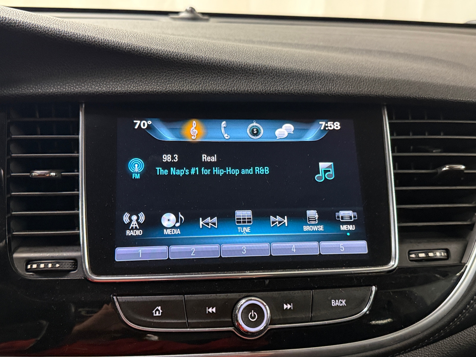 Thumbnail: 2018 Buick Encore - 4