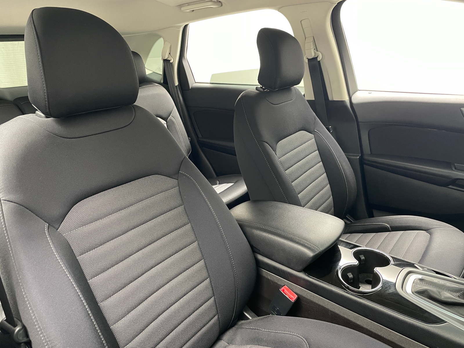 Thumbnail: 2017 Ford Edge - 2