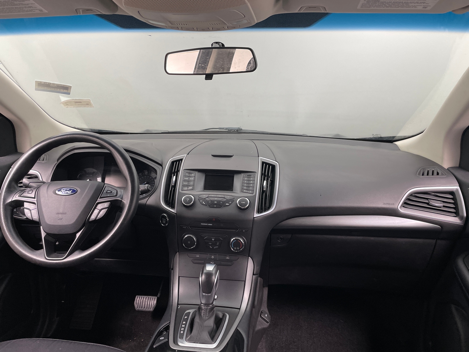 Thumbnail: 2017 Ford Edge - 3