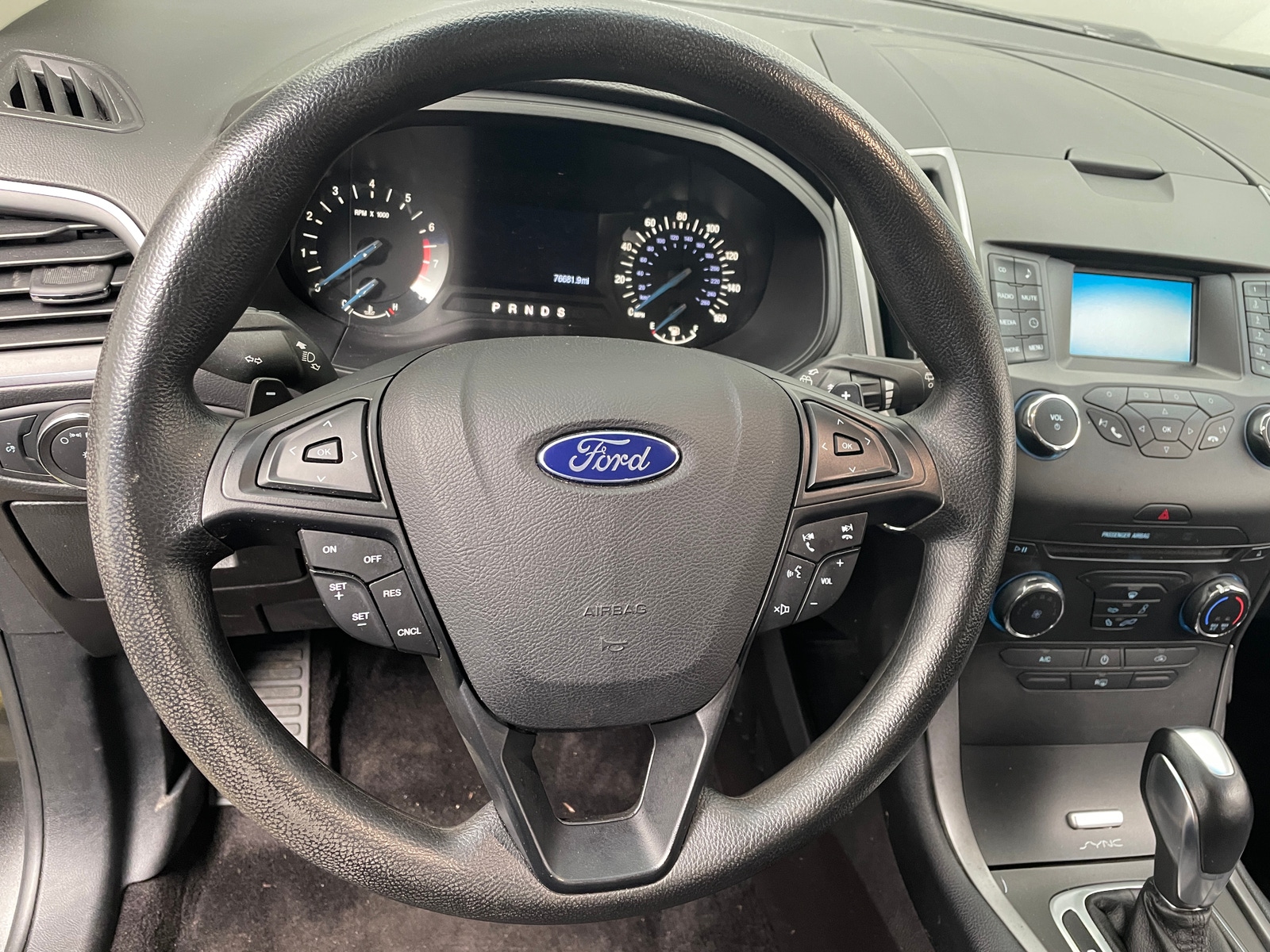 Thumbnail: 2017 Ford Edge - 5