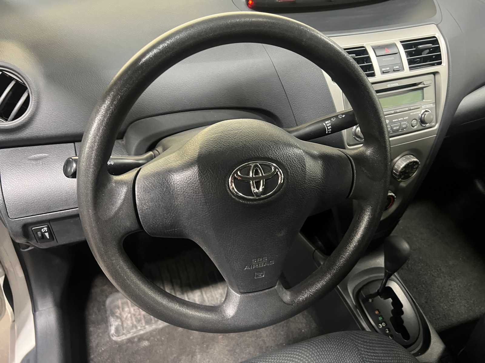 Thumbnail: 2012 Toyota Yaris - 5