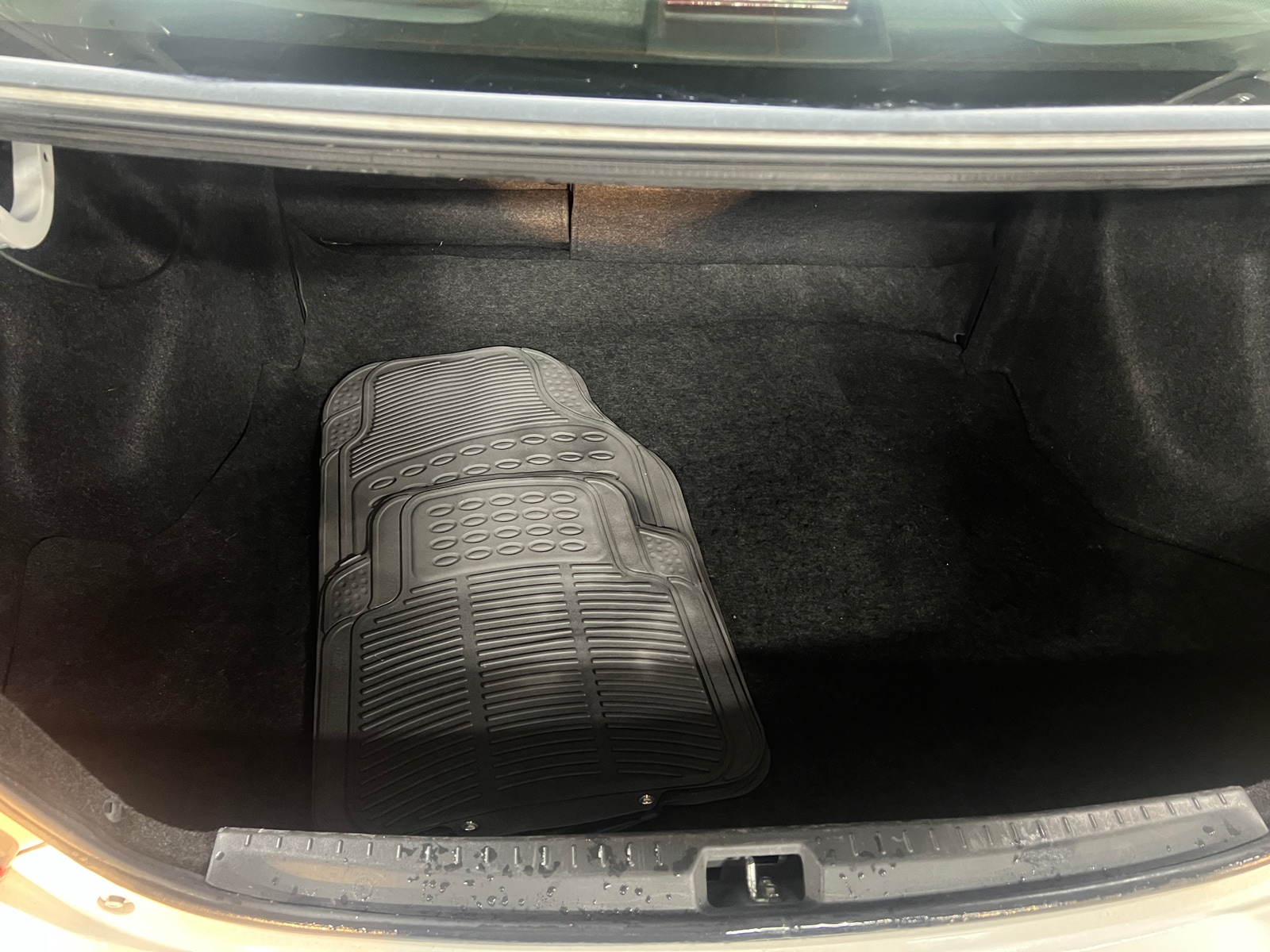 Thumbnail: 2012 Toyota Yaris - 7