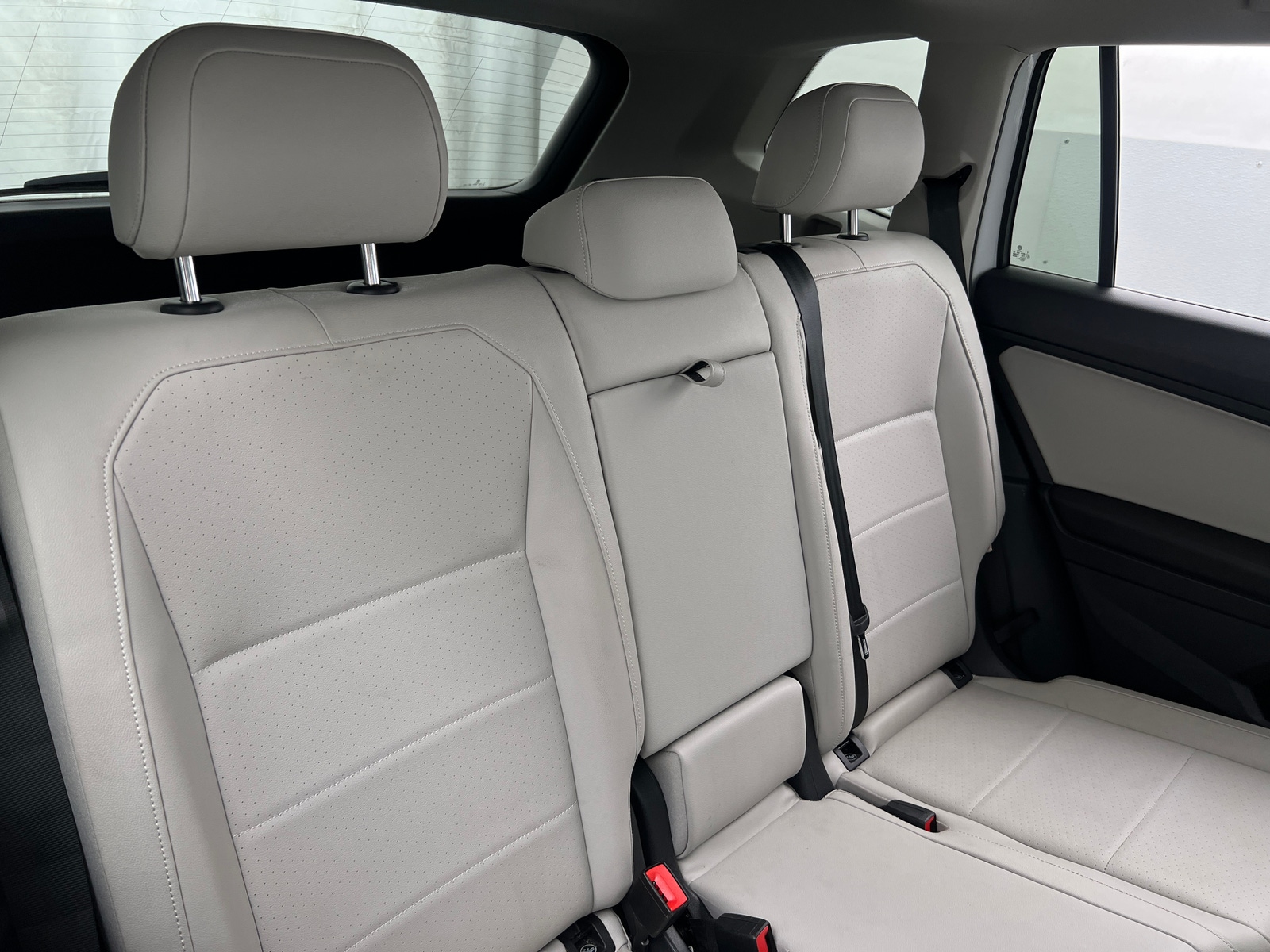 Thumbnail: 2020 Volkswagen Tiguan - 5