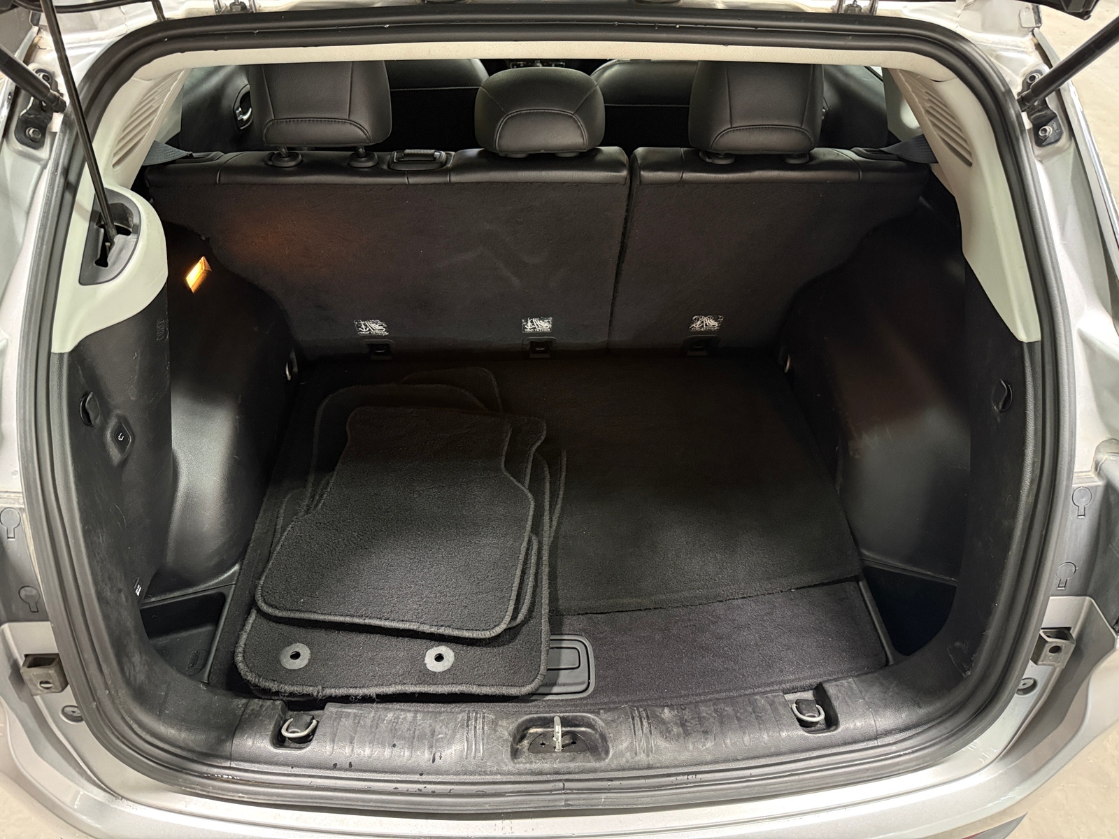 Thumbnail: 2017 Jeep Compass - 6