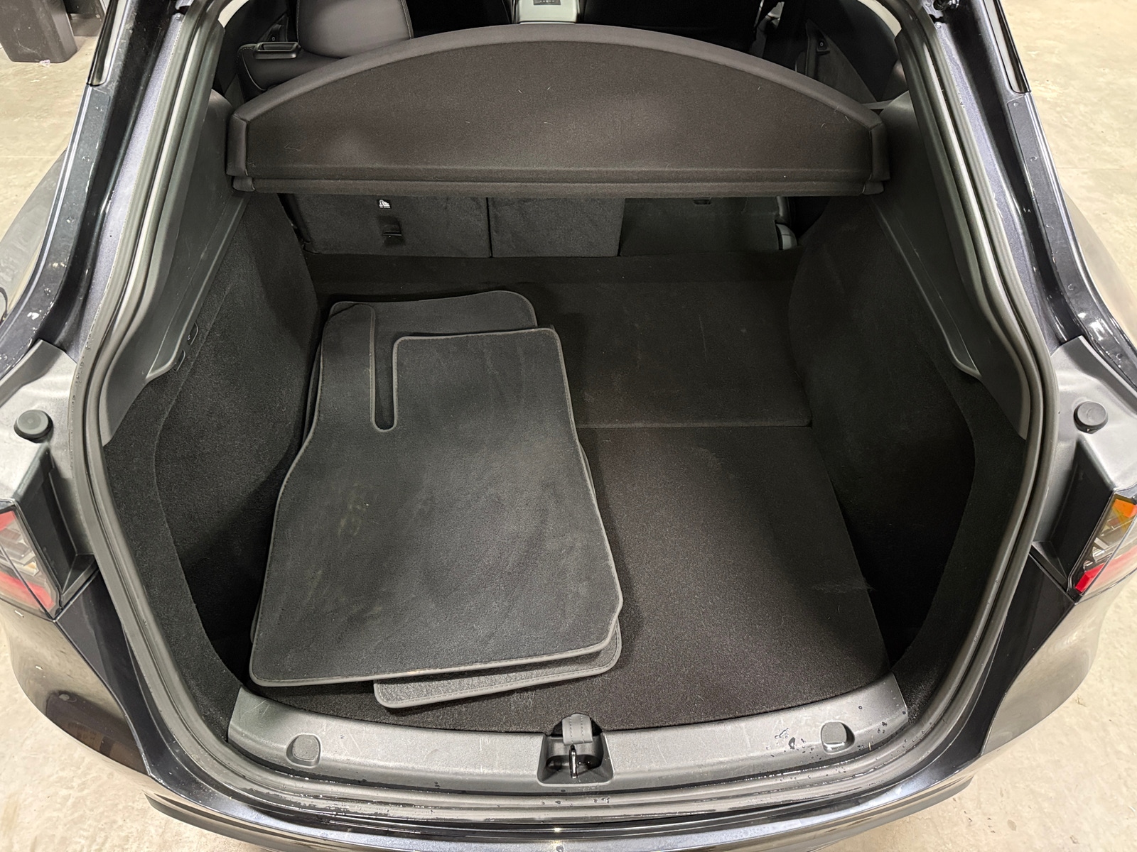 Thumbnail: 2024 Tesla Model Y - 6