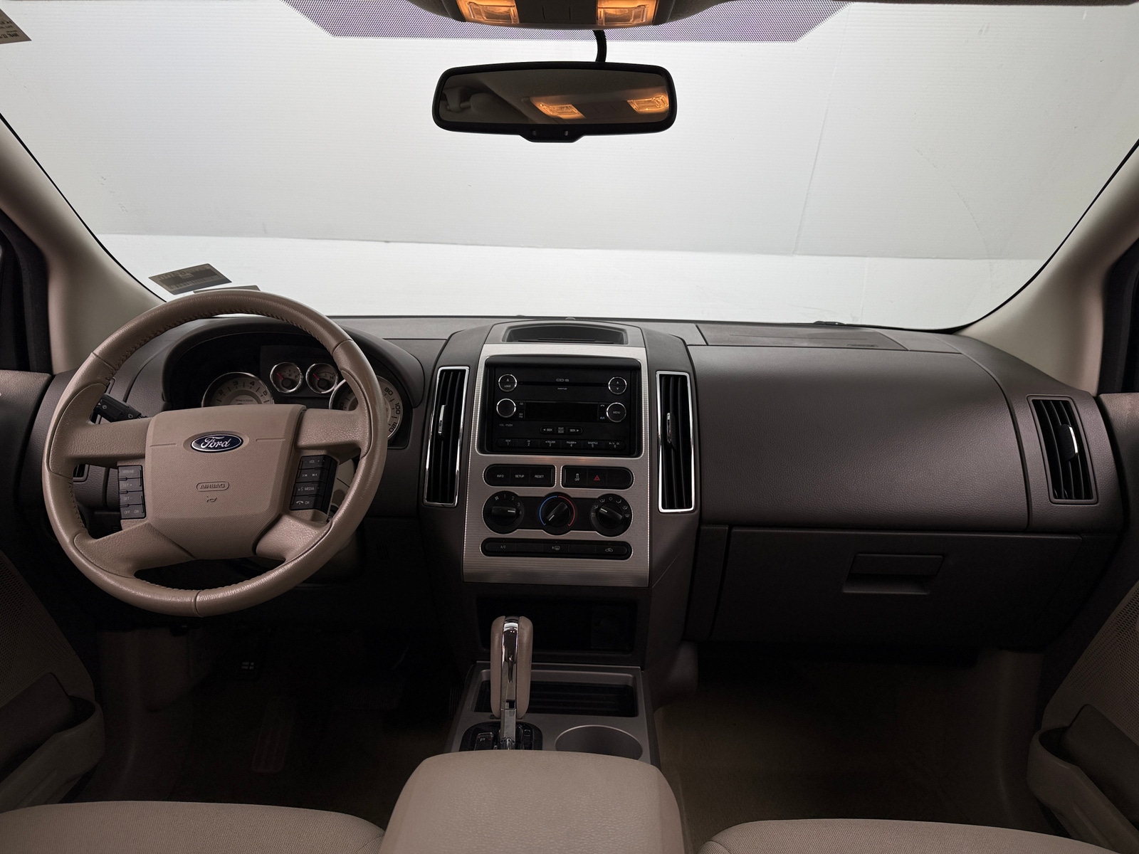 Thumbnail: 2010 Ford Edge - 3