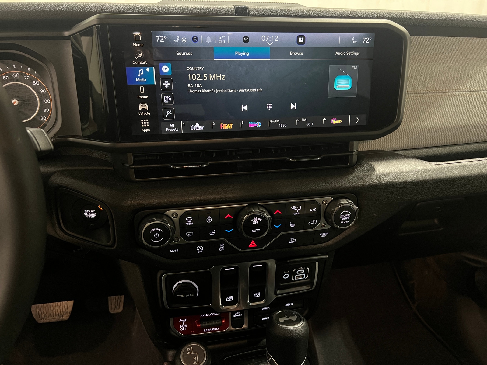 Thumbnail: 2025 Jeep Wrangler - 4