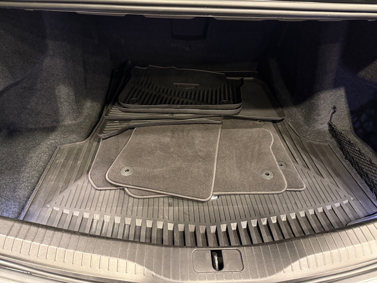 Thumbnail: 2019 Cadillac CT6 - 6