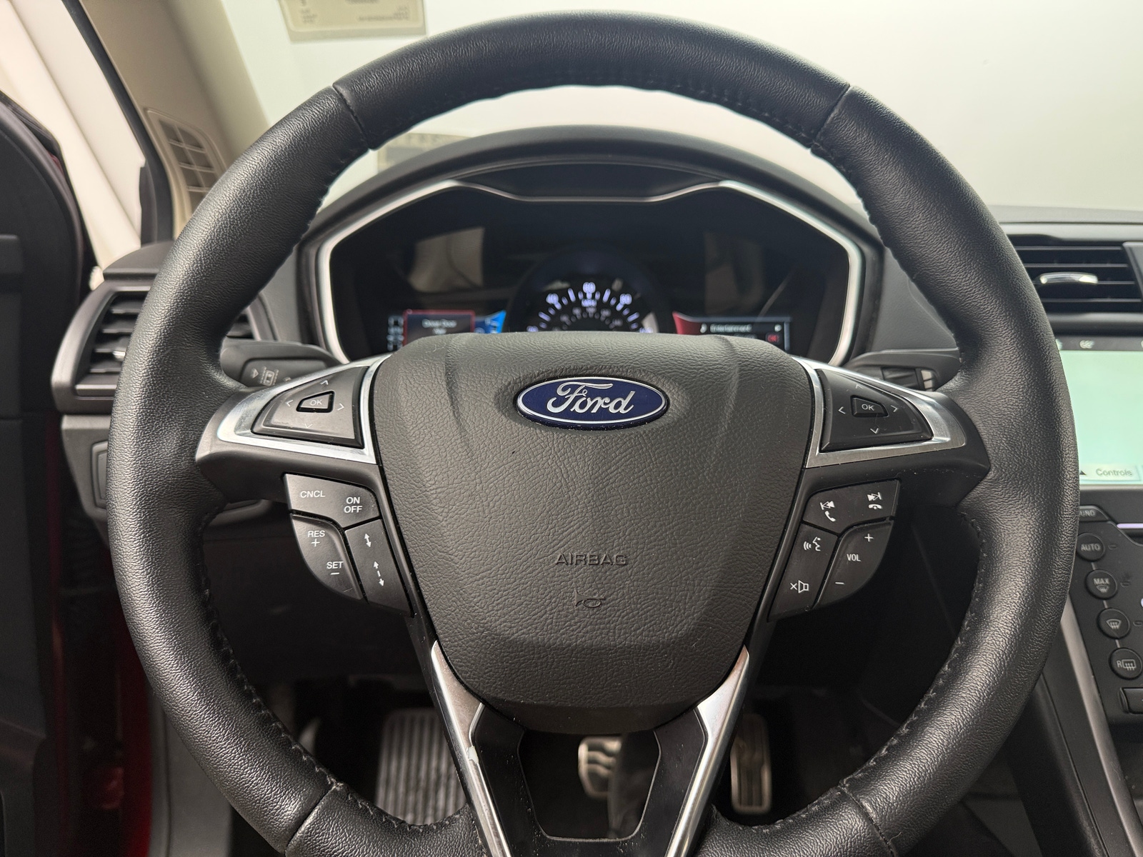 Thumbnail: 2018 Ford Fusion - 4