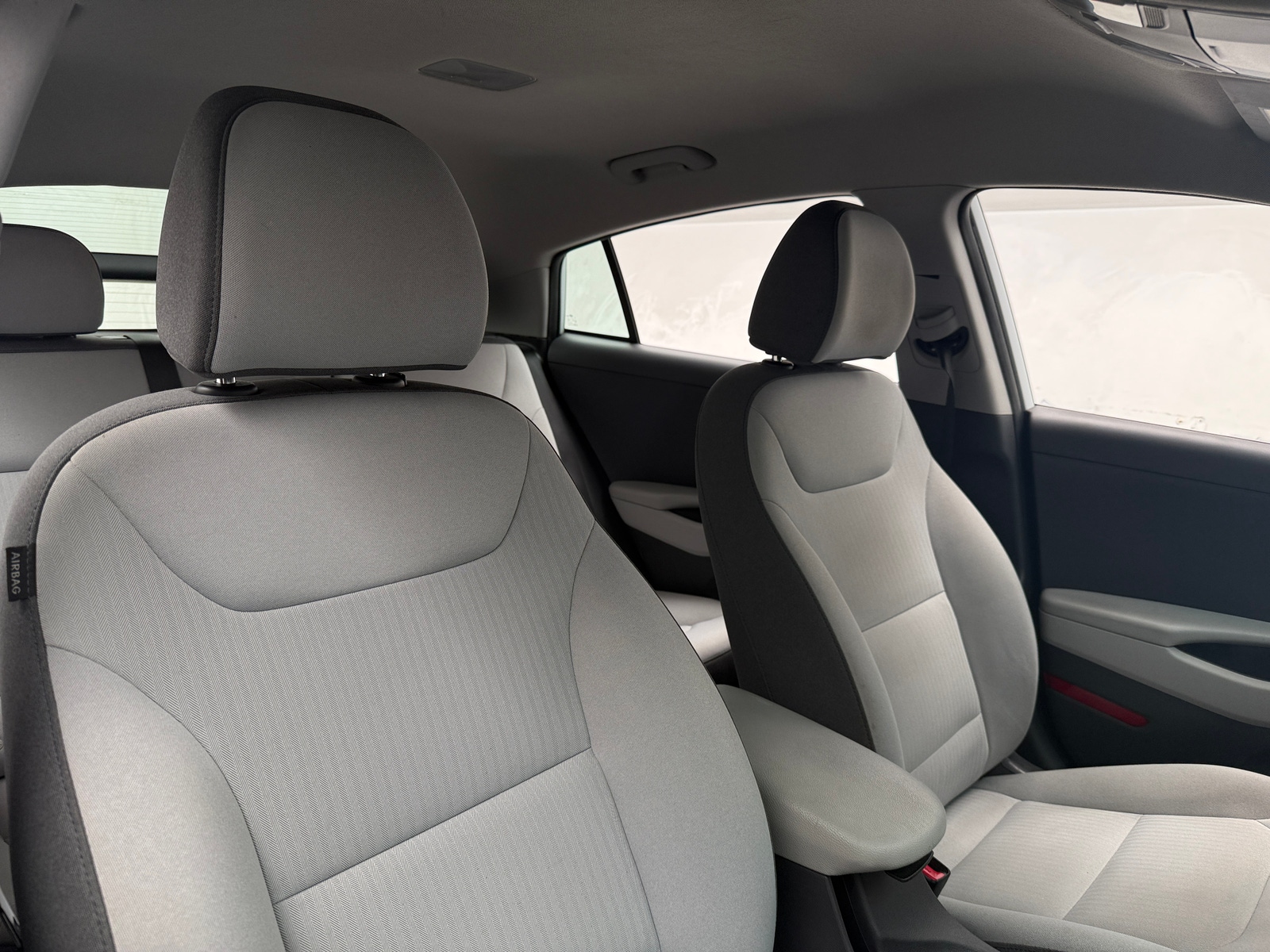 Thumbnail: 2022 Hyundai Ioniq - 2