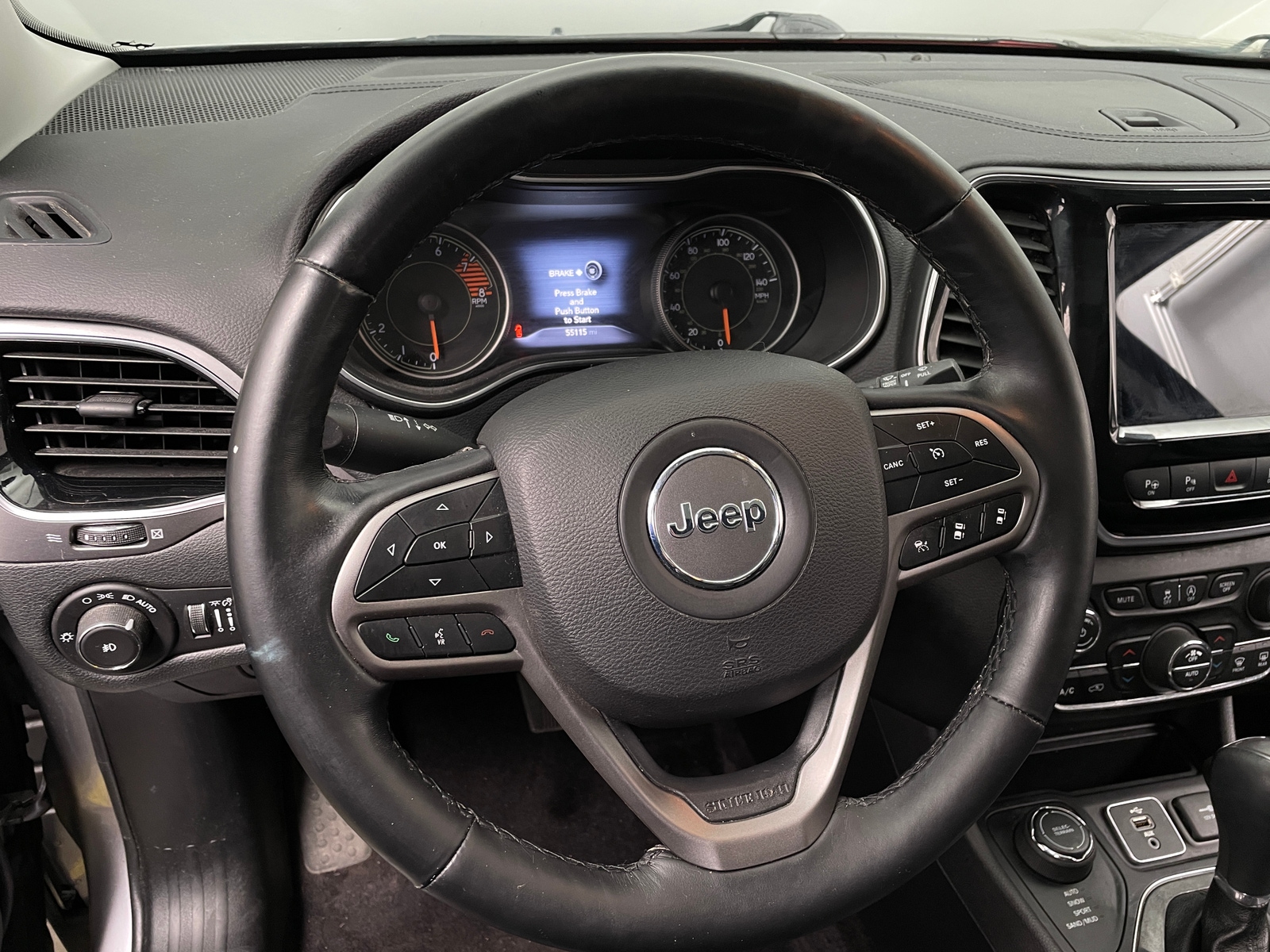 Thumbnail: 2019 Jeep Cherokee - 4