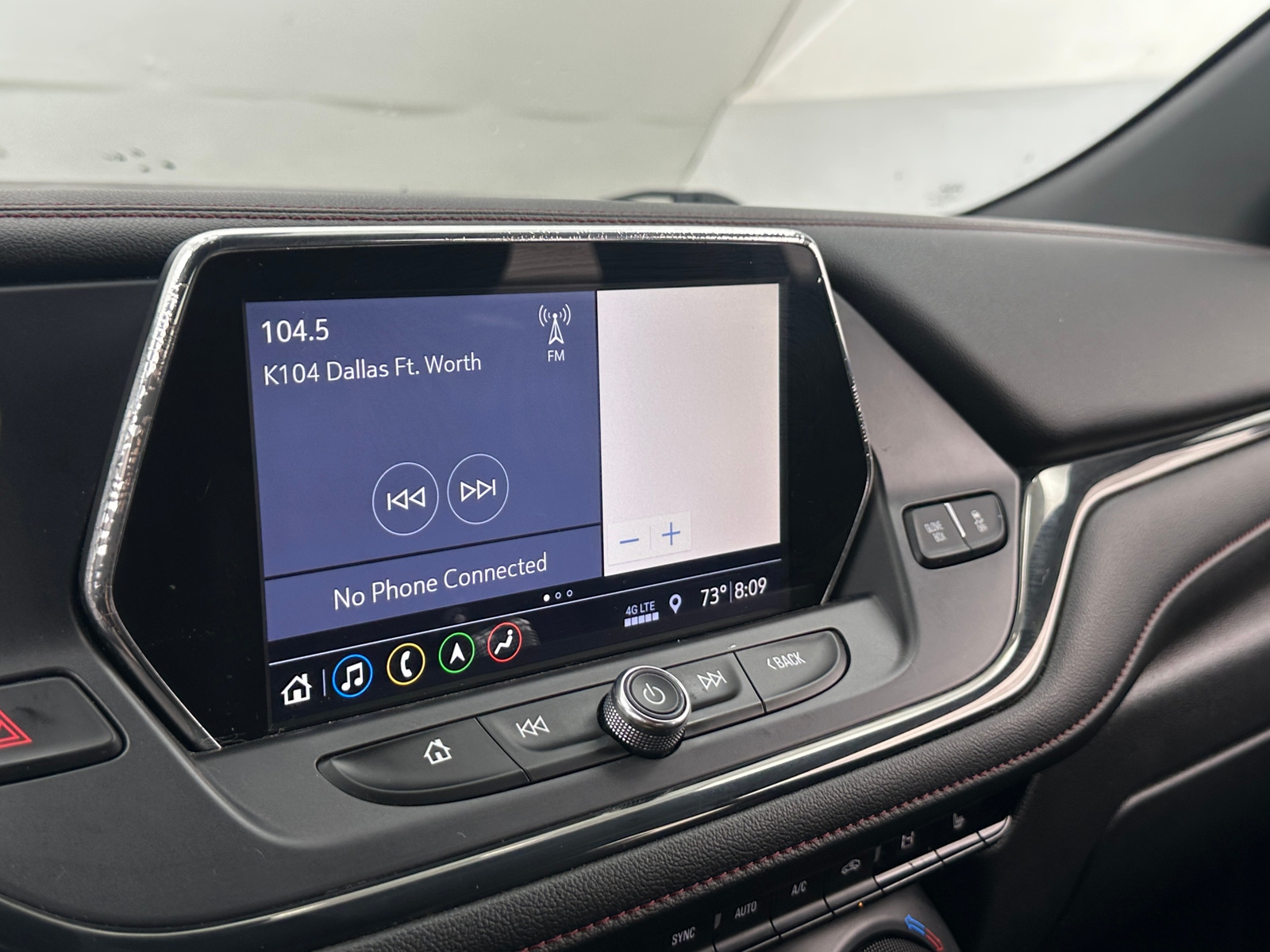 Thumbnail: 2019 Chevrolet Blazer - 3