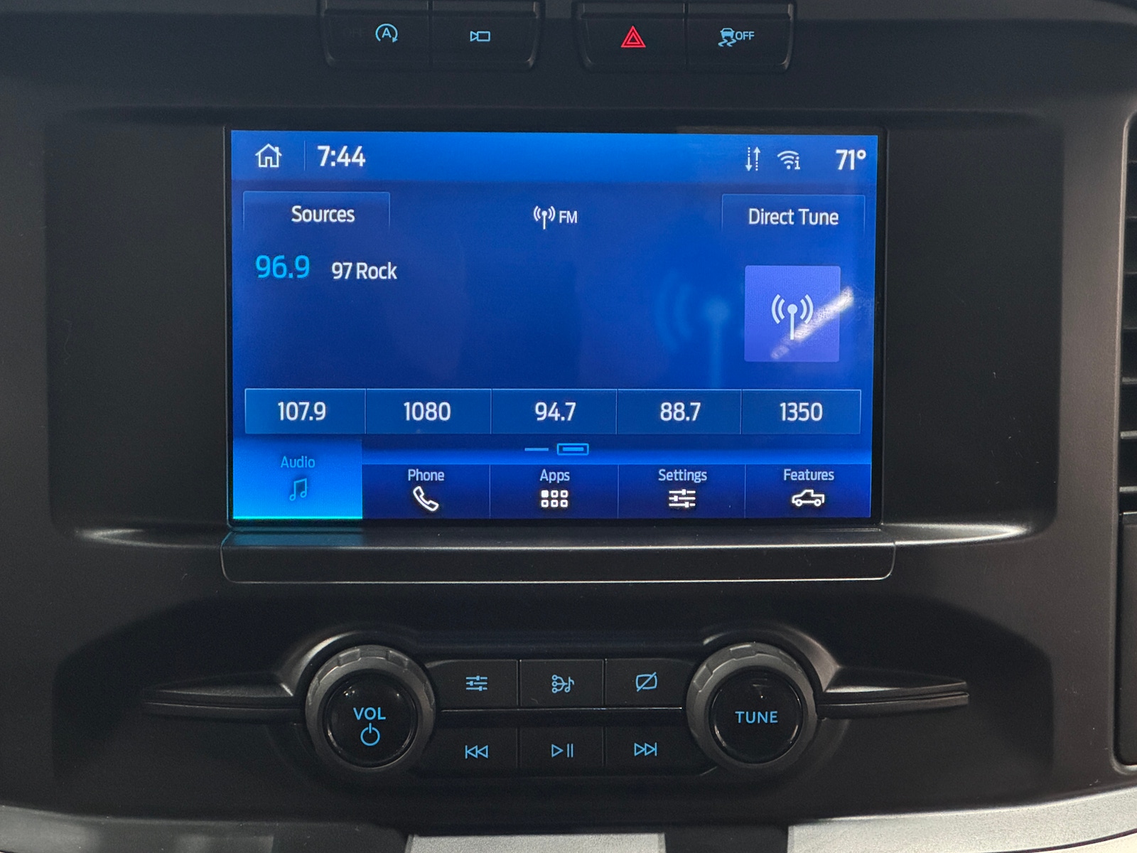 Thumbnail: 2021 Ford Econoline - 3