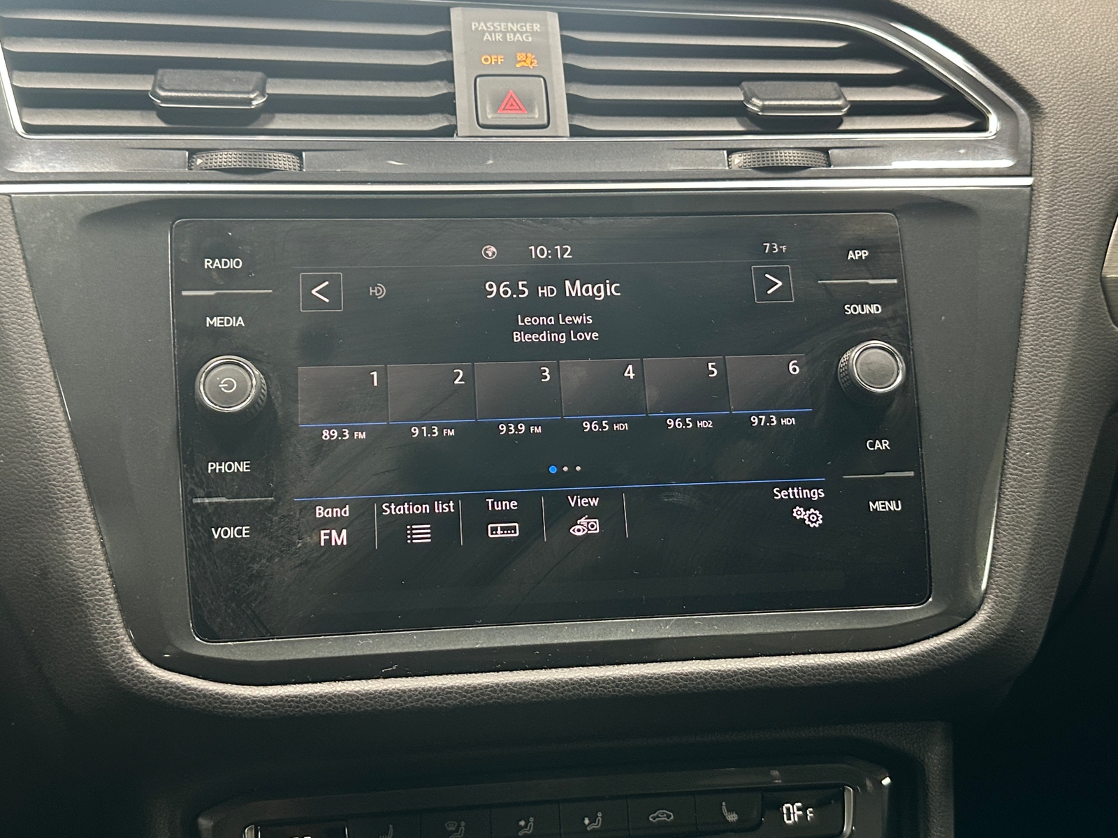 Thumbnail: 2020 Volkswagen Tiguan - 3