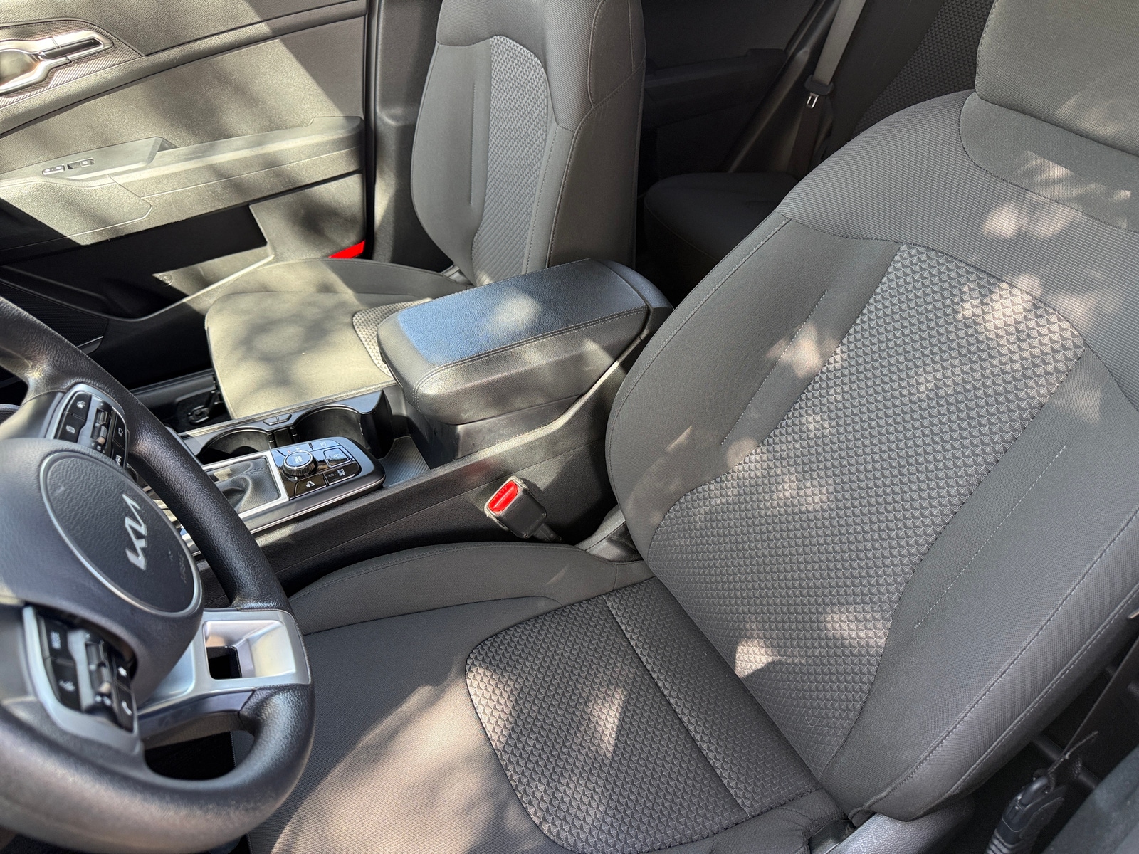 Thumbnail: 2025 Kia Sportage - 2