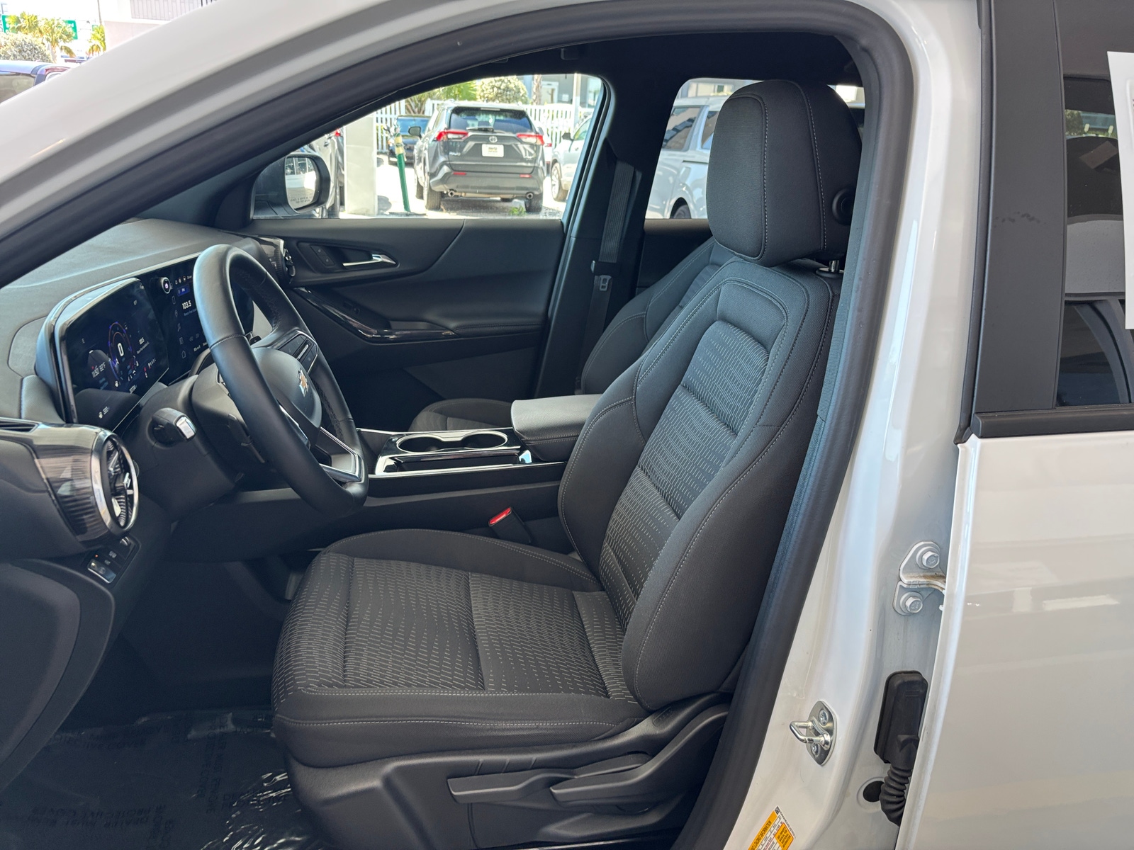 Thumbnail: 2025 Chevrolet Equinox - 2