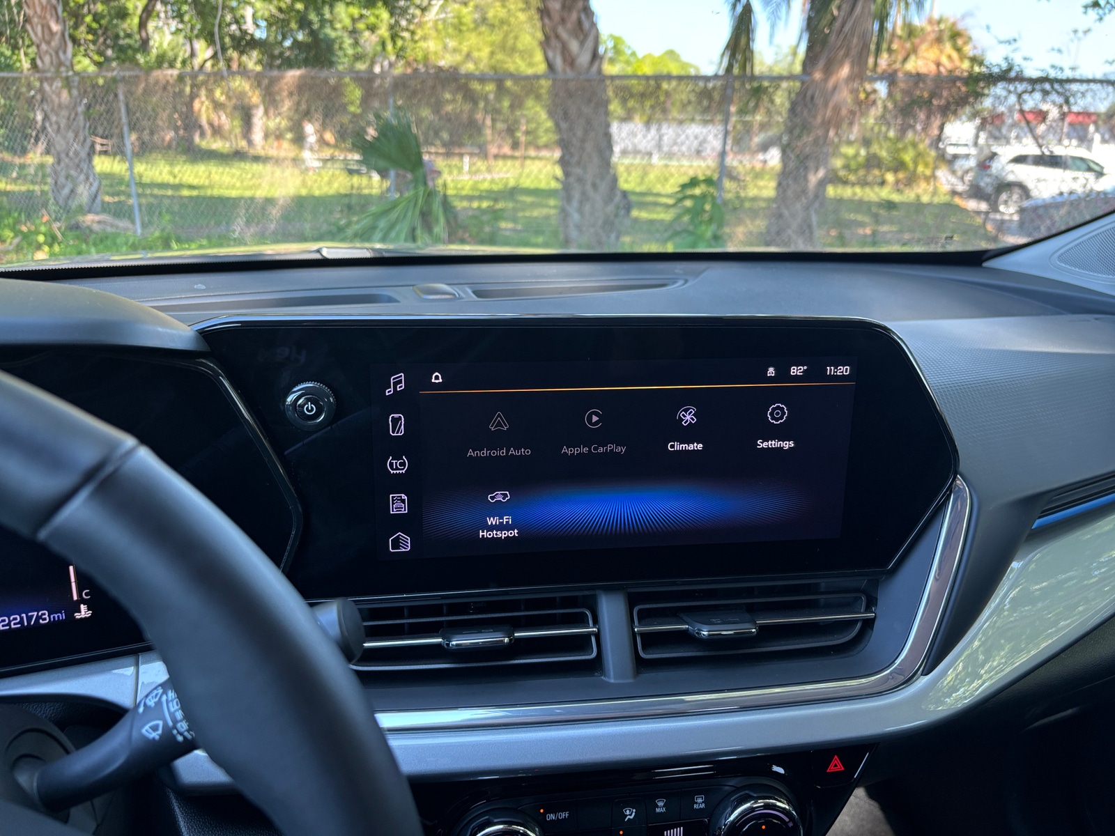 Thumbnail: 2025 Chevrolet Trax - 4