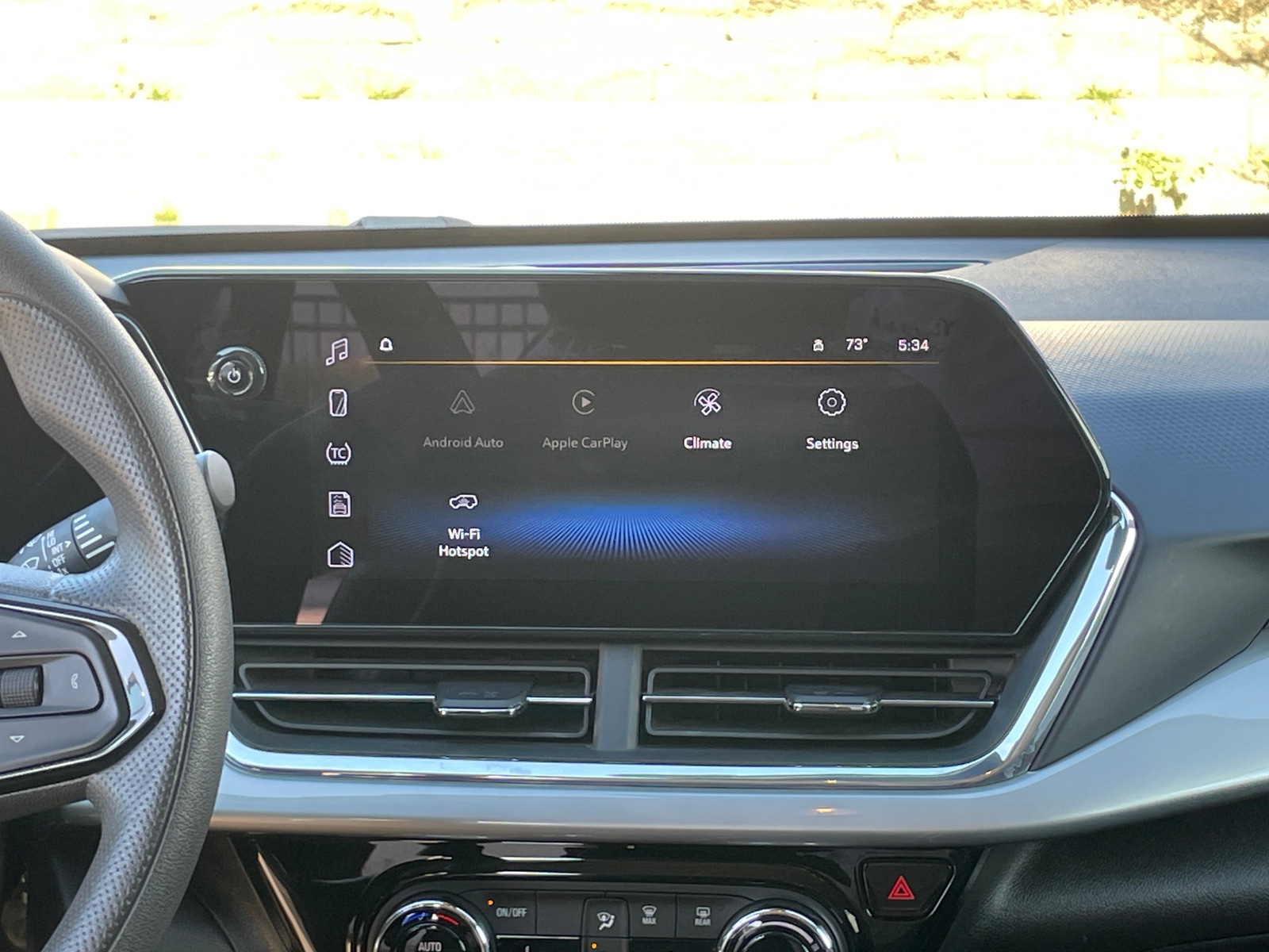 Thumbnail: 2025 Chevrolet Trax - 4