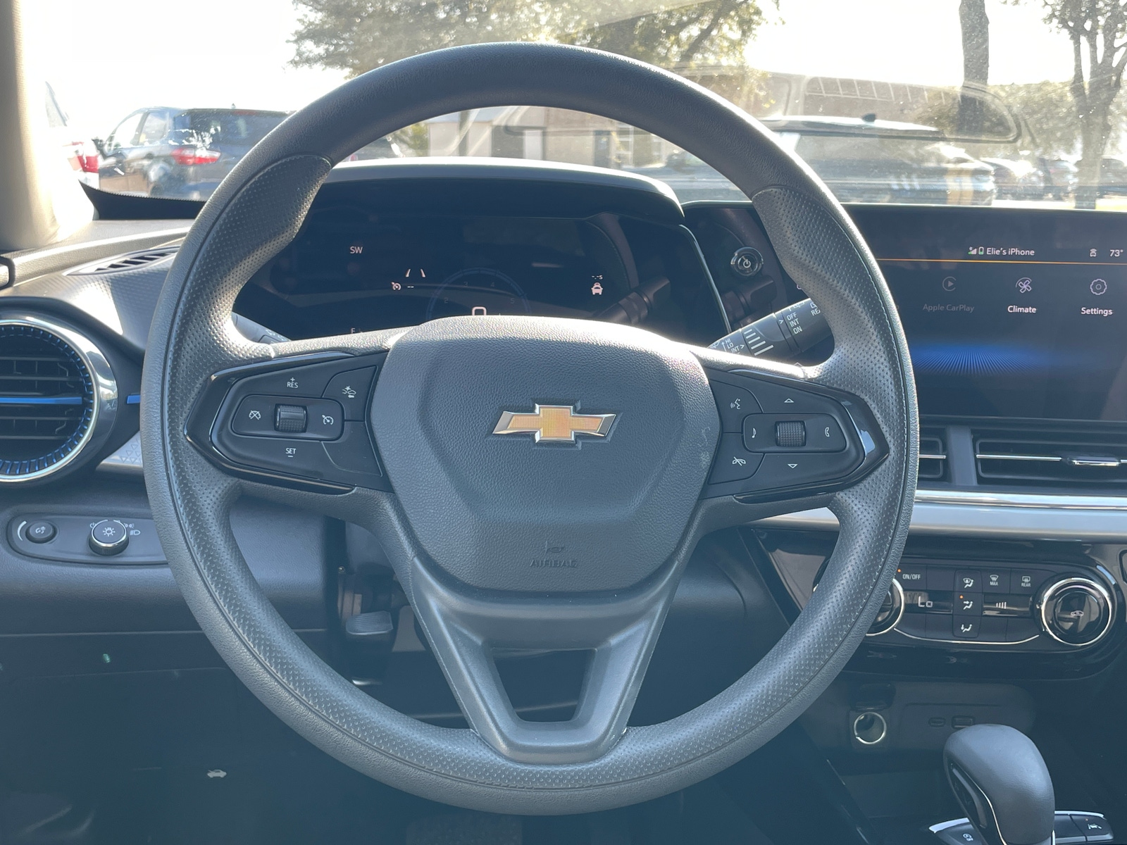 Thumbnail: 2025 Chevrolet Trax - 5