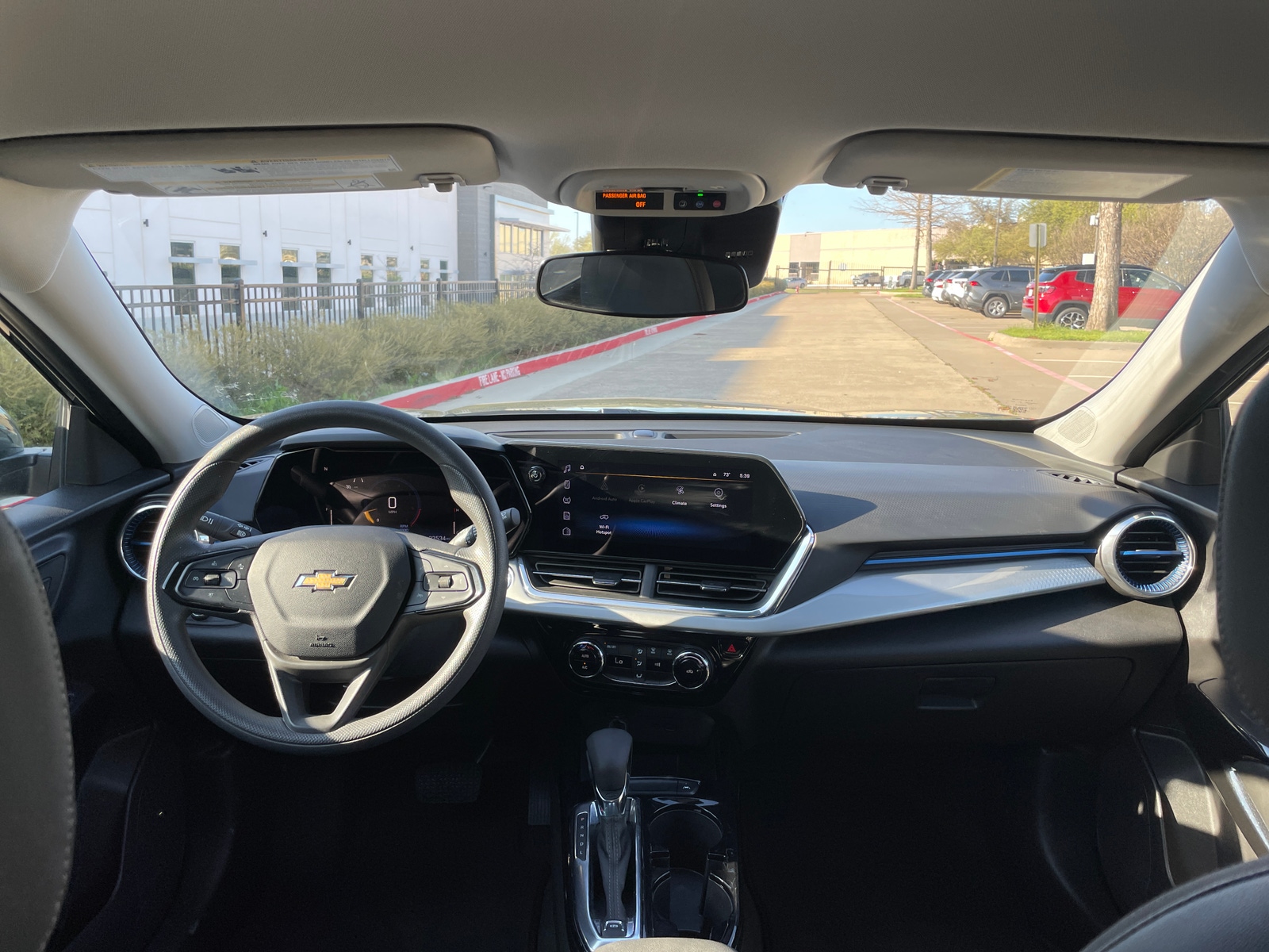 Thumbnail: 2025 Chevrolet Trax - 3