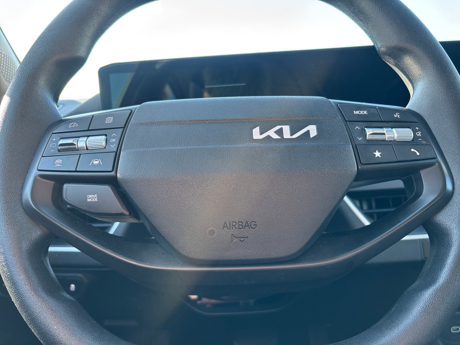 Thumbnail: 2025 Kia K4 - 4