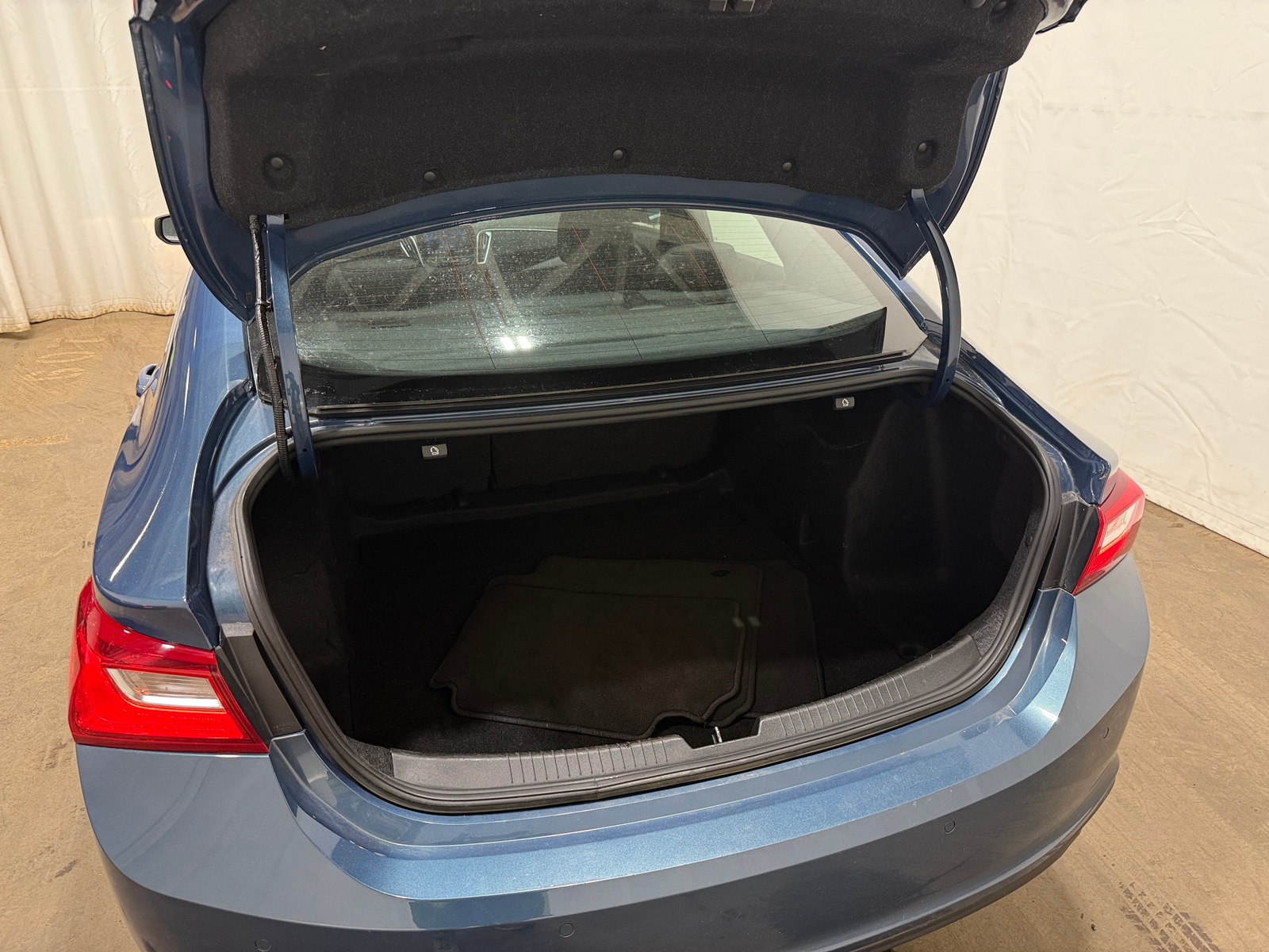 Thumbnail: 2024 Chevrolet Malibu - 7