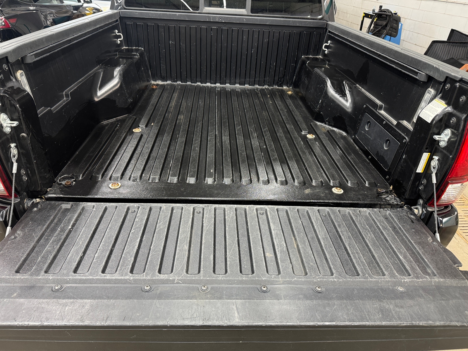 Thumbnail: 2022 Toyota Tacoma - 7