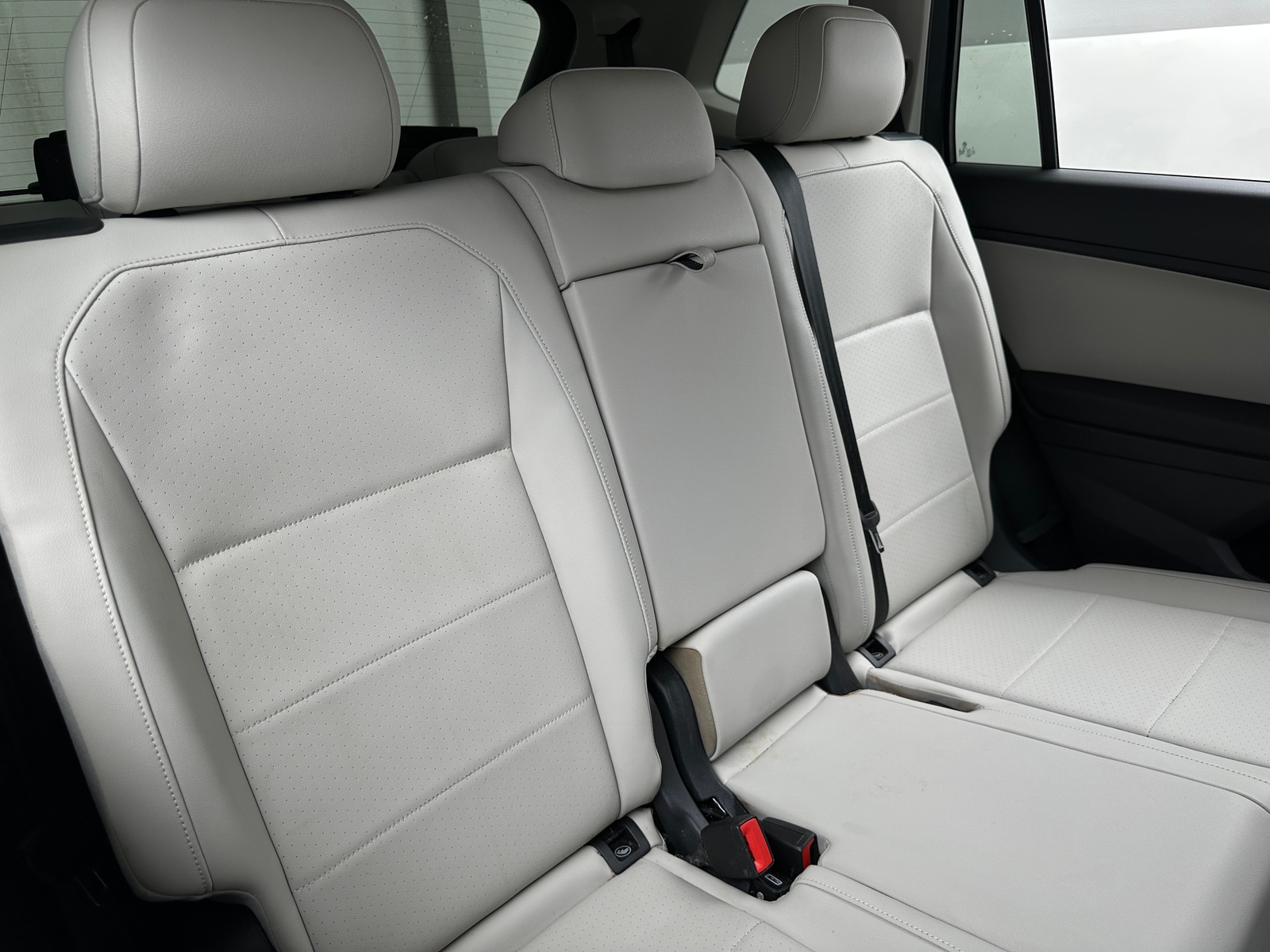 Thumbnail: 2018 Volkswagen Tiguan - 5