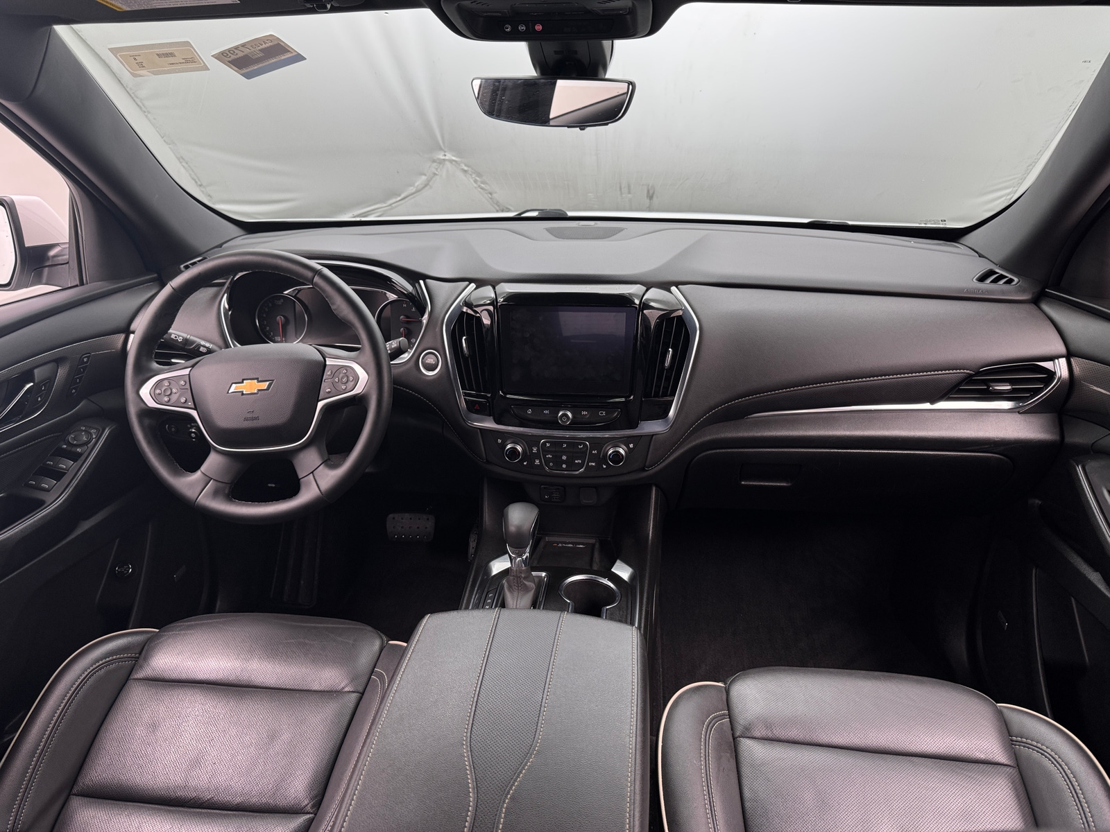 Thumbnail: 2023 Chevrolet Traverse - 2