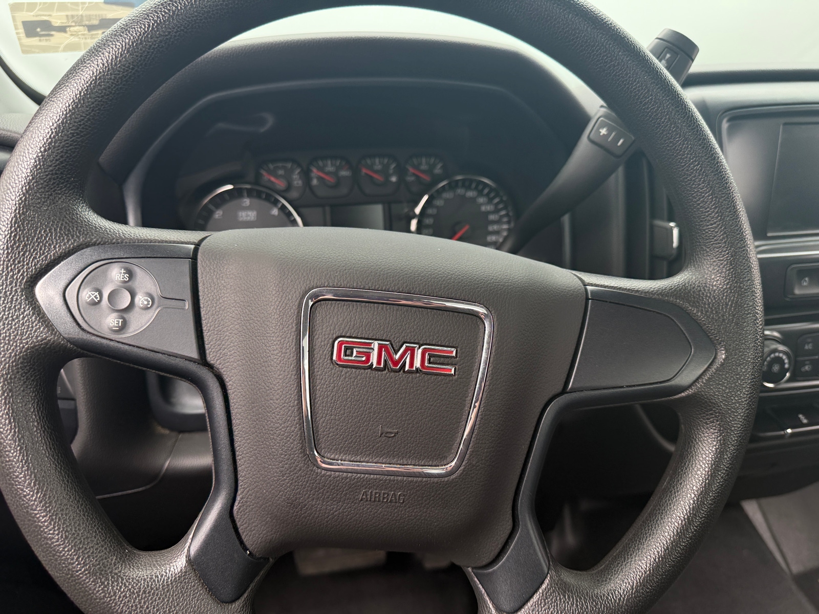 Thumbnail: 2018 GMC Sierra 1500 - 4