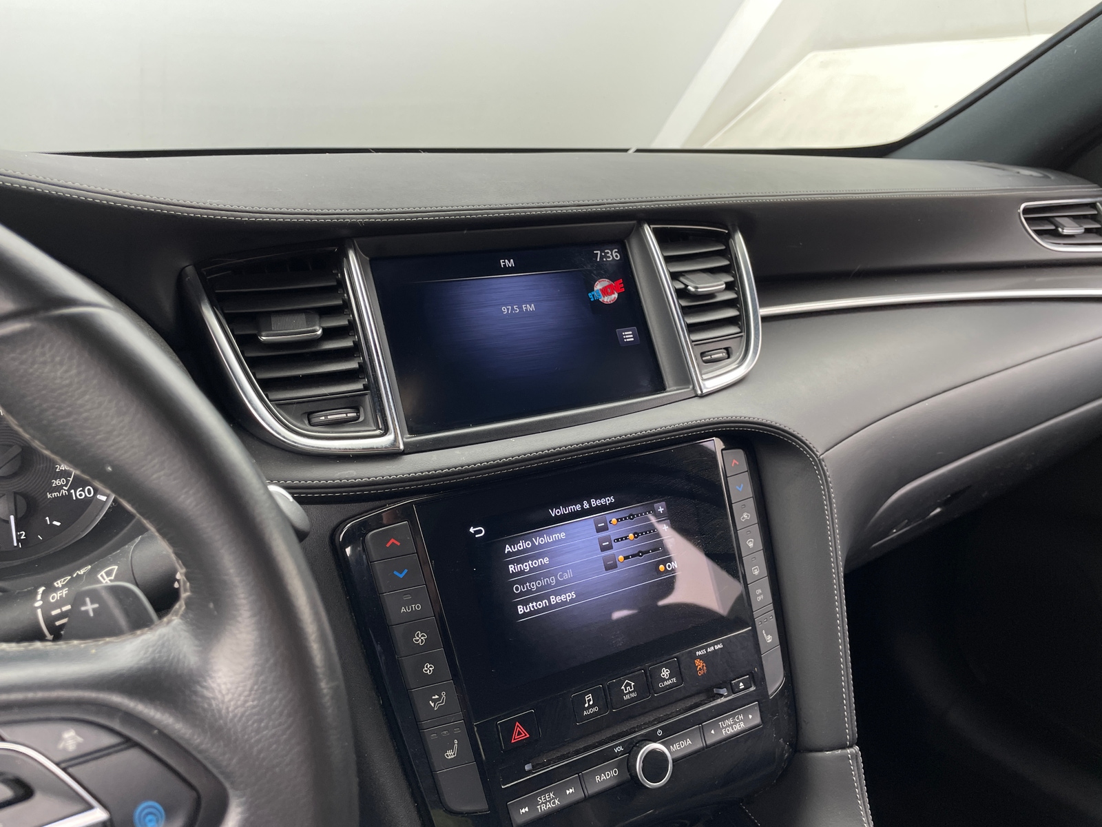 Thumbnail: 2023 INFINITI QX55 - 3