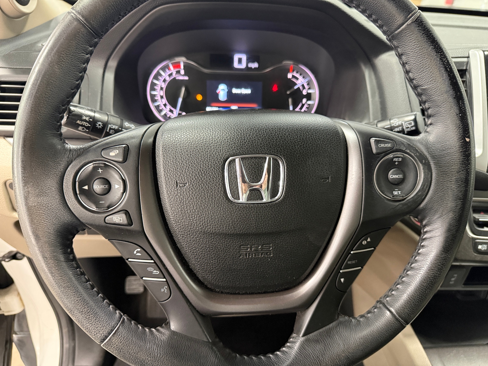 Thumbnail: 2016 Honda Pilot - 4