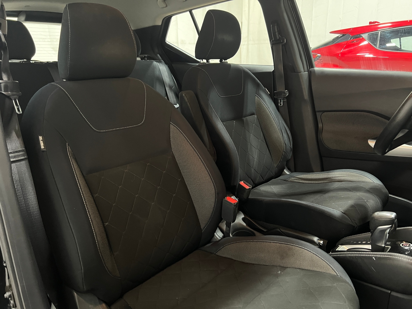 Thumbnail: 2018 Nissan Kicks - 2