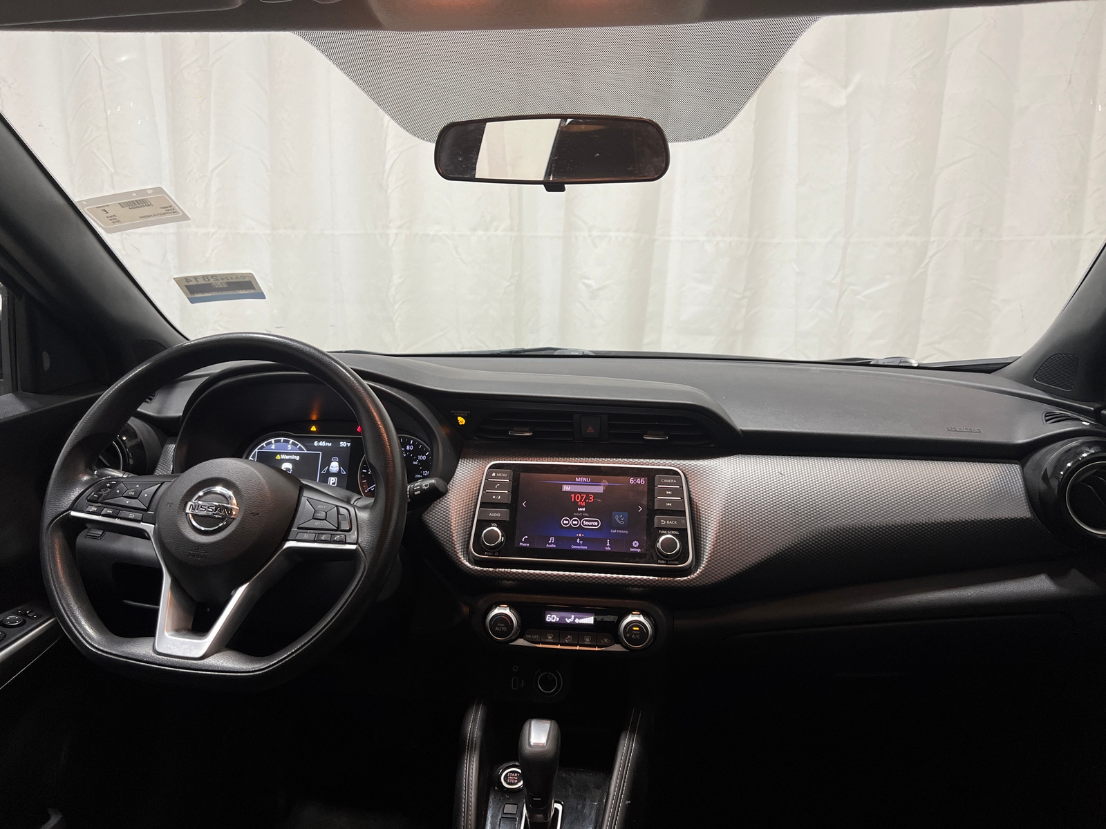 Thumbnail: 2018 Nissan Kicks - 3