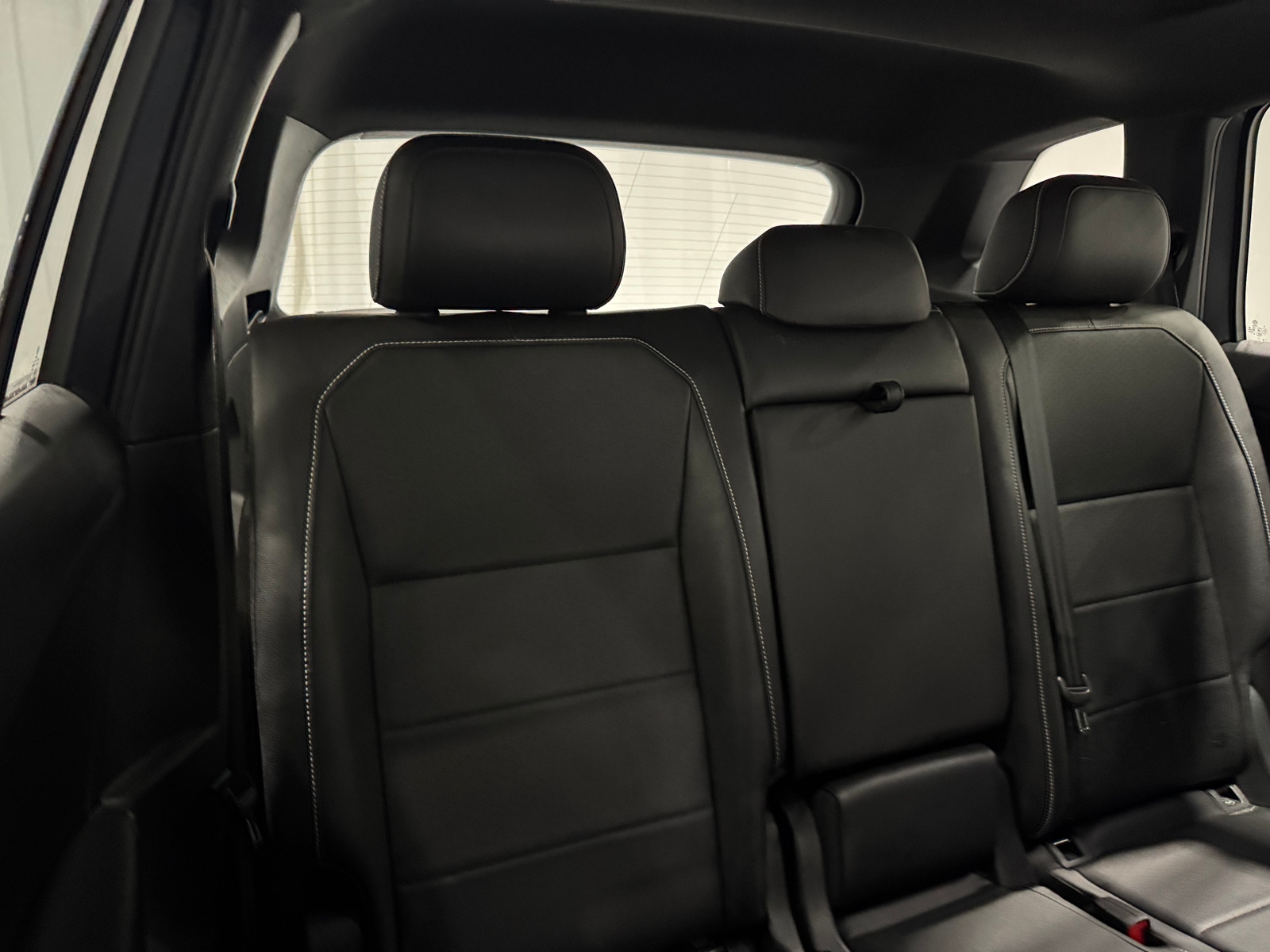 Thumbnail: 2021 Volkswagen Tiguan - 5