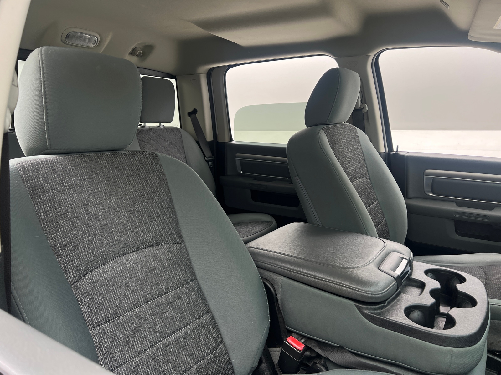 Thumbnail: 2019 RAM 1500 Classic - 2