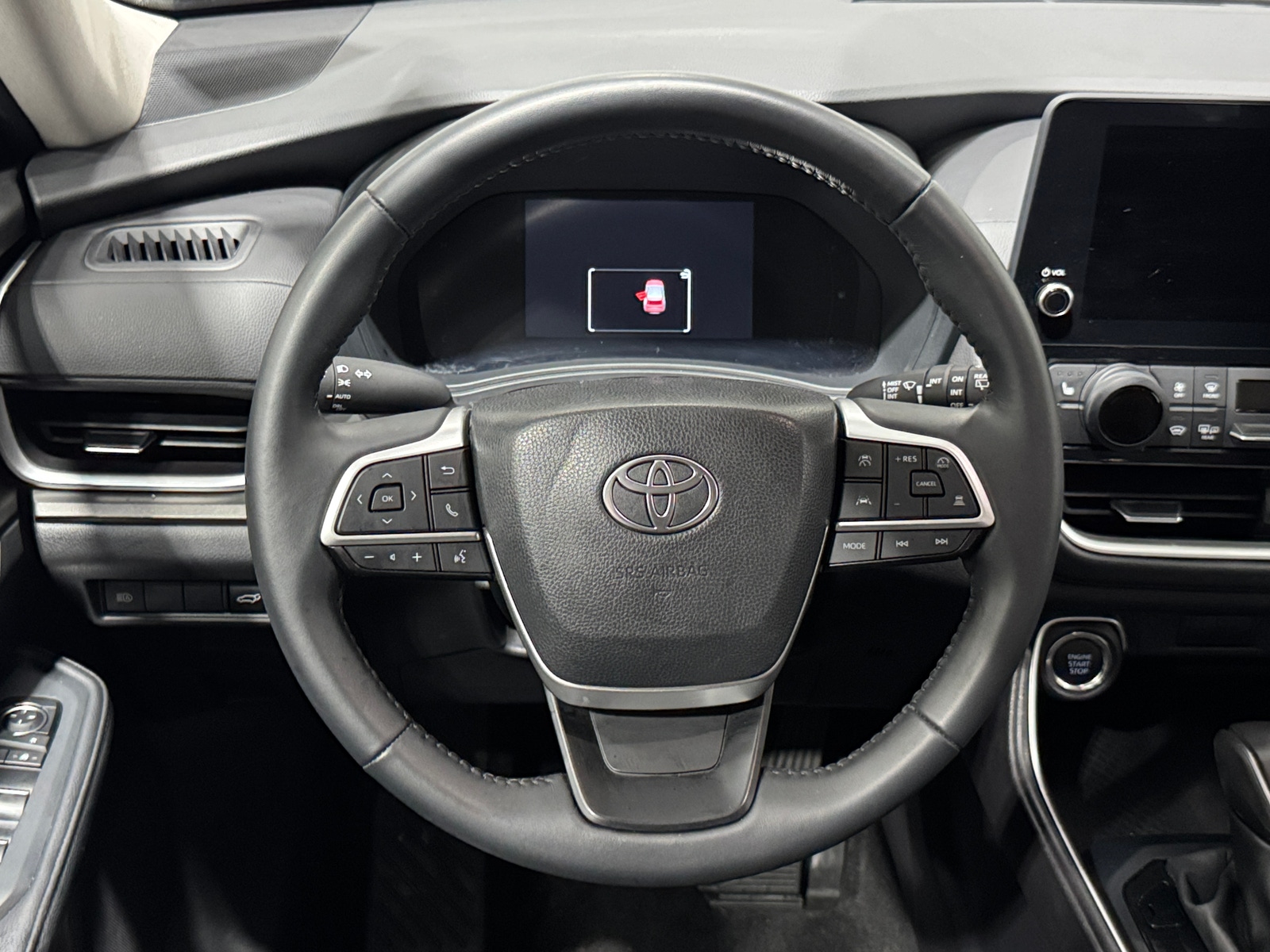 Thumbnail: 2025 Toyota Grand Highlander - 4