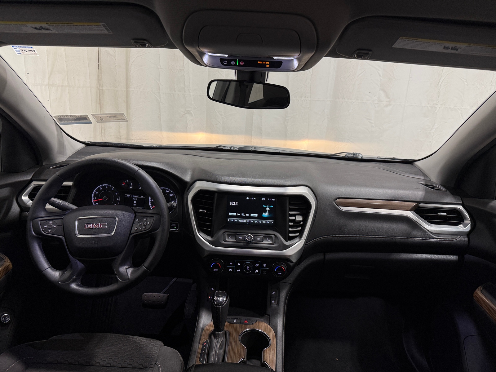 Thumbnail: 2019 GMC Acadia - 3